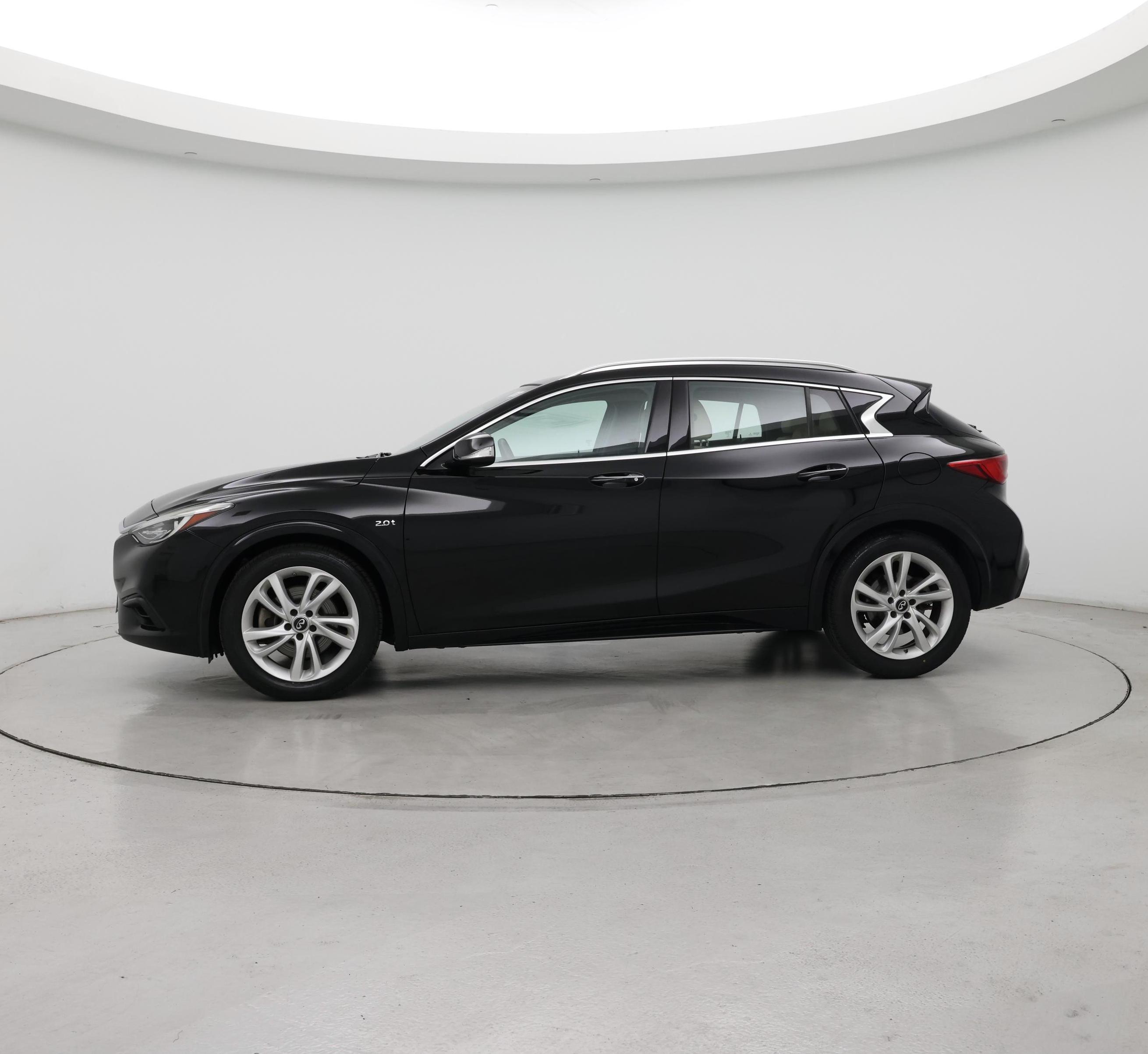 Thumbnail: 2019 INFINITI QX30 - 3