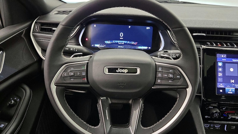 2023 Jeep Grand Cherokee L Altitude 10