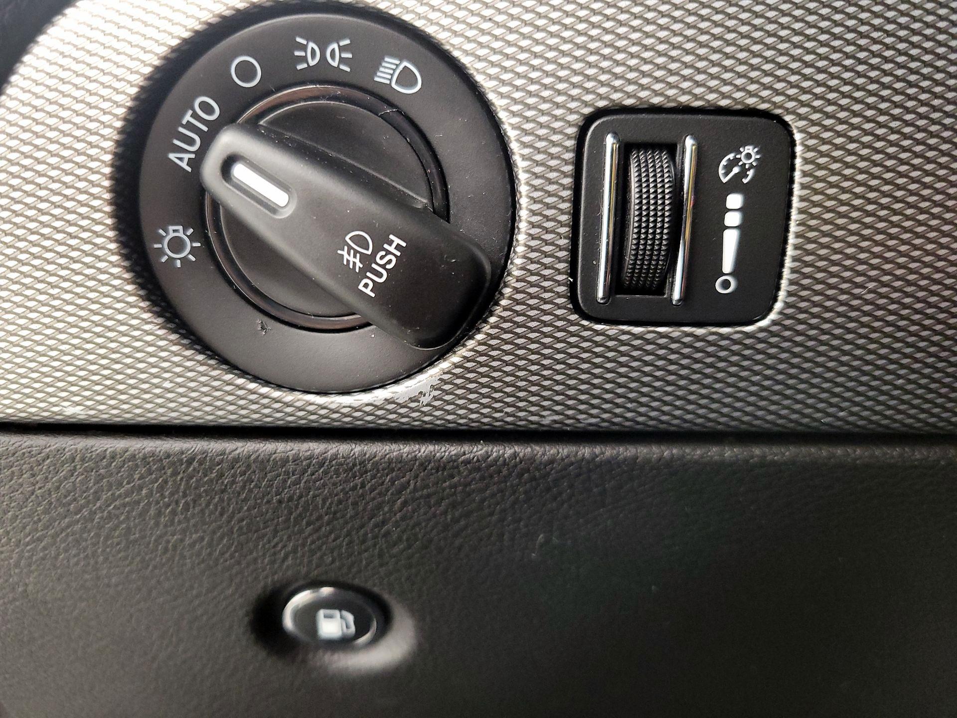 Thumbnail: 2019 Dodge Durango - 13