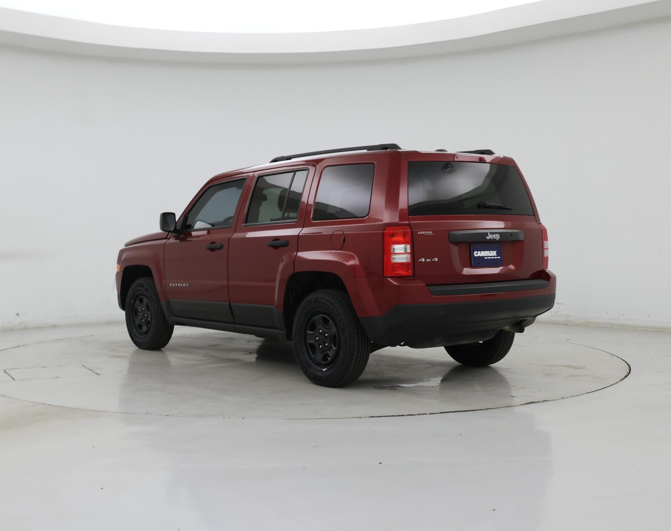 Thumbnail: 2016 Jeep Patriot - 2