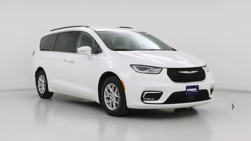 2022 Chrysler Pacifica Touring L Hero Image
