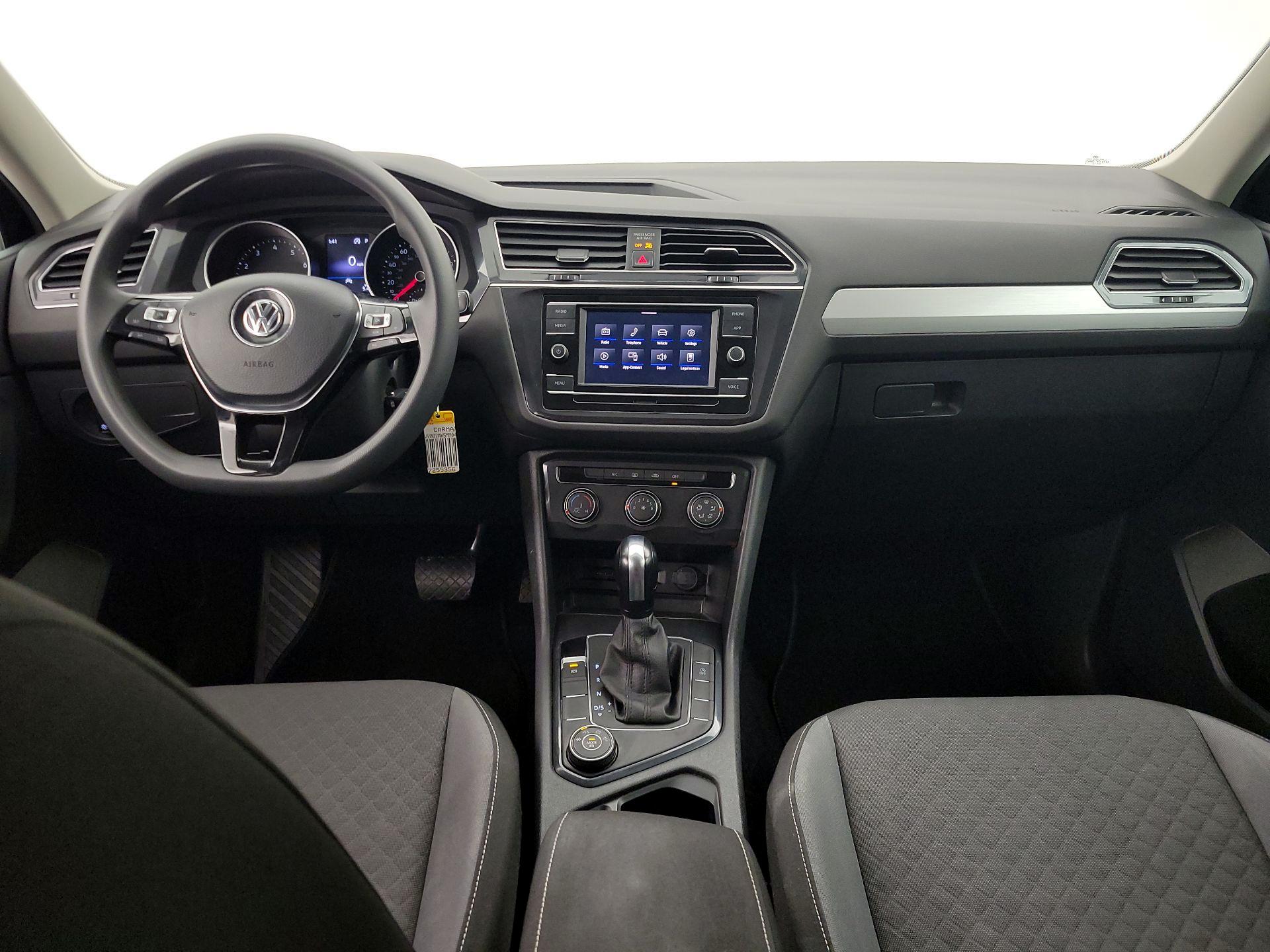 Thumbnail: 2021 Volkswagen Tiguan - 9