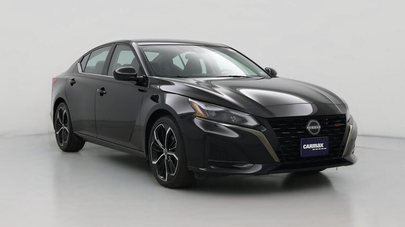 2023 Nissan Altima SR Hero Image