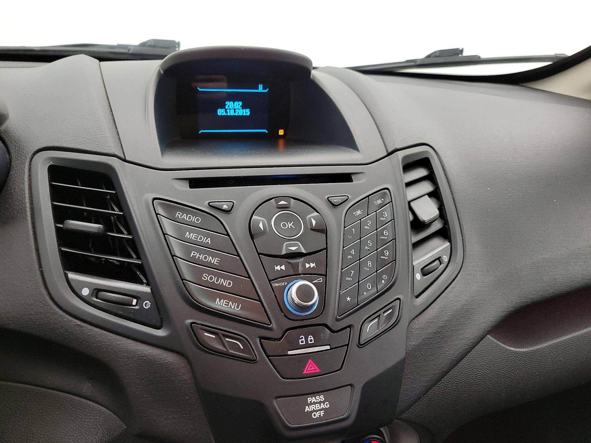 Thumbnail: 2015 Ford Fiesta - 14