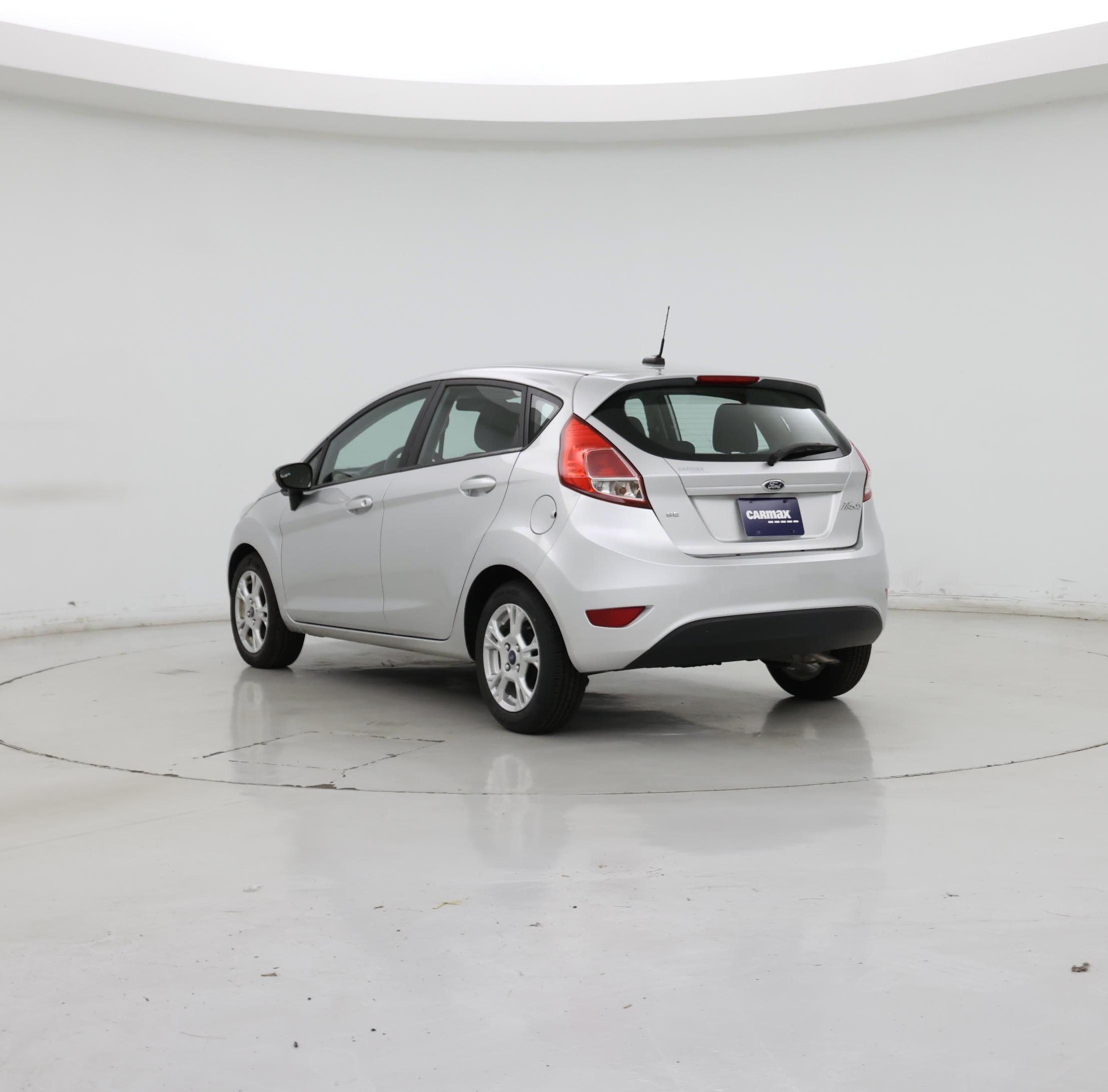 Thumbnail: 2015 Ford Fiesta - 2