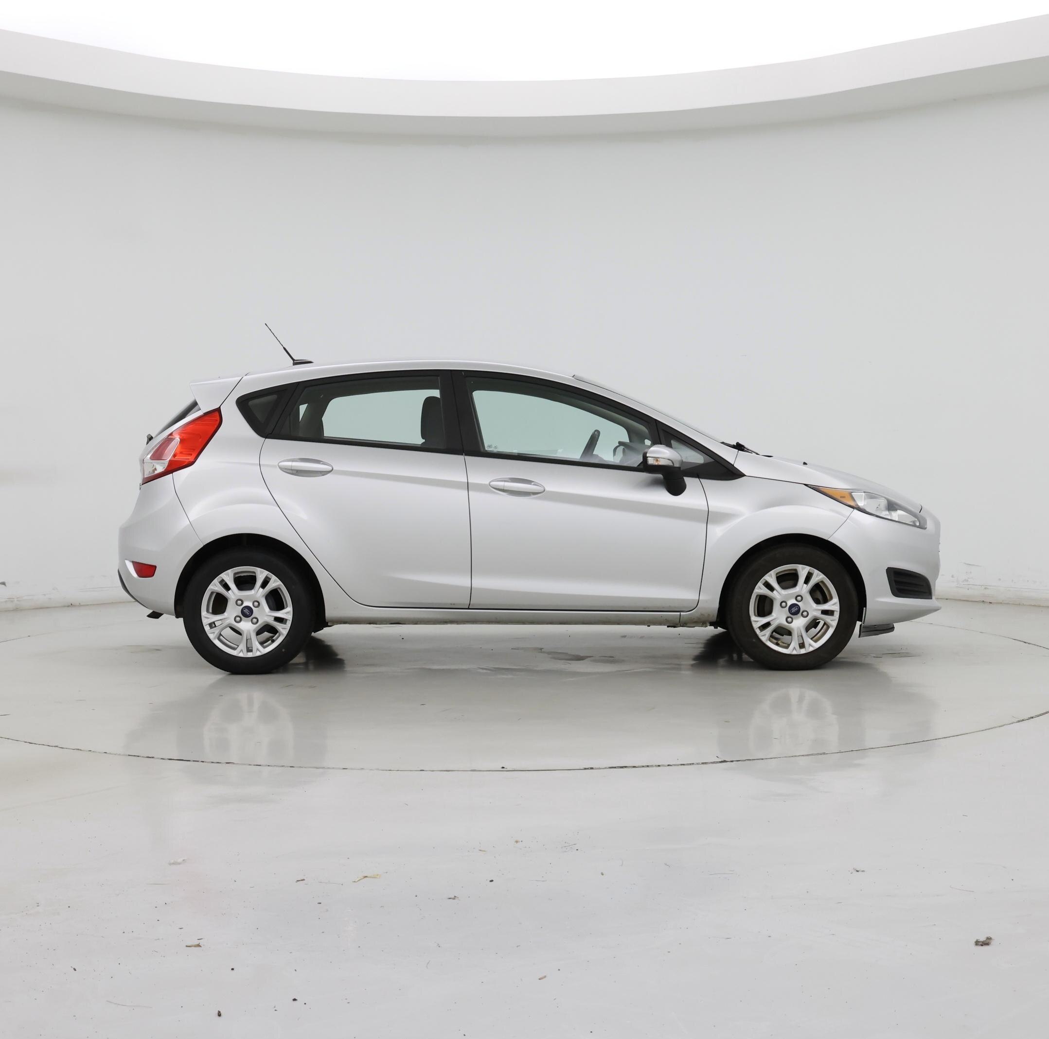 Thumbnail: 2015 Ford Fiesta - 7
