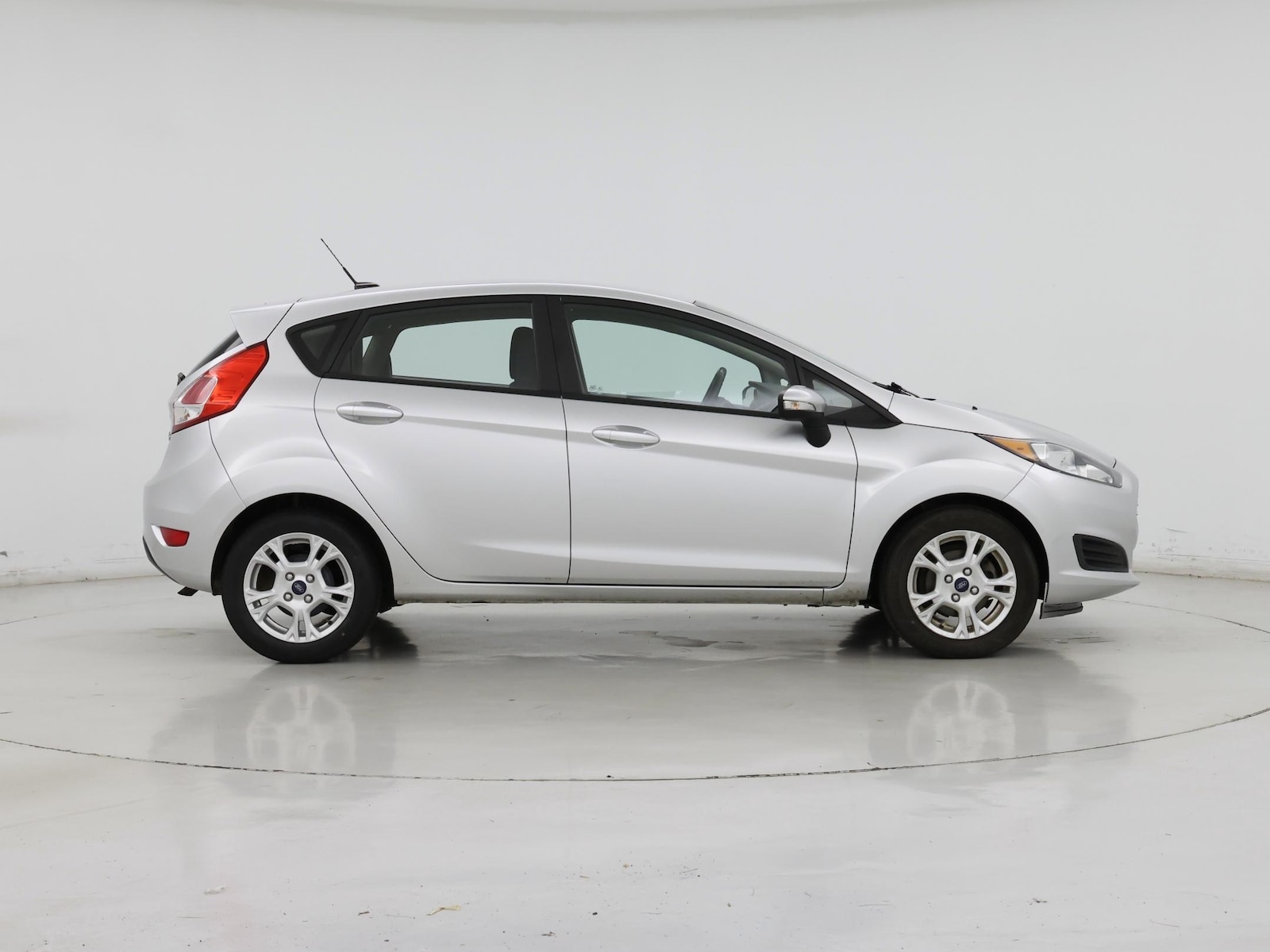Image of 2015 Ford Fiesta SE