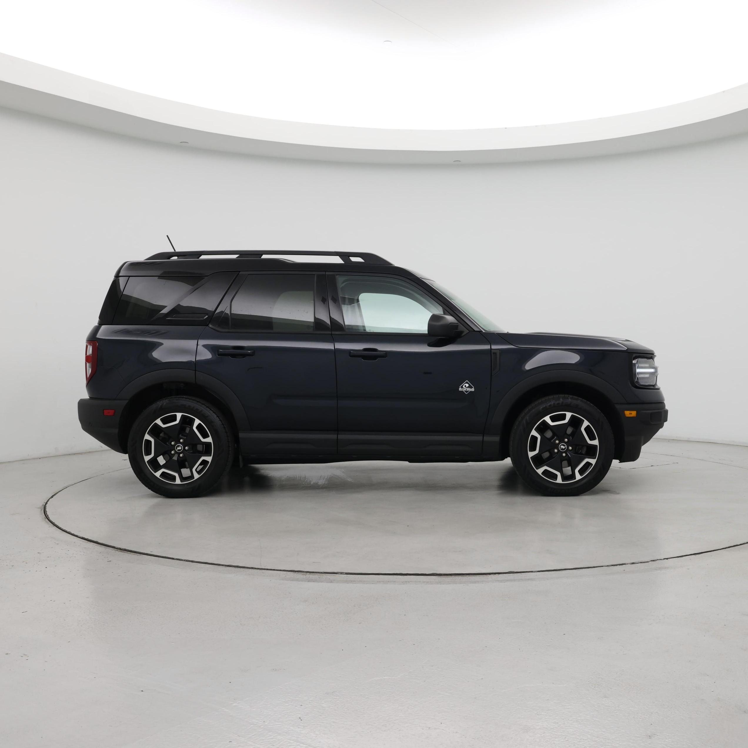 Thumbnail: 2022 Ford Bronco Sport - 7