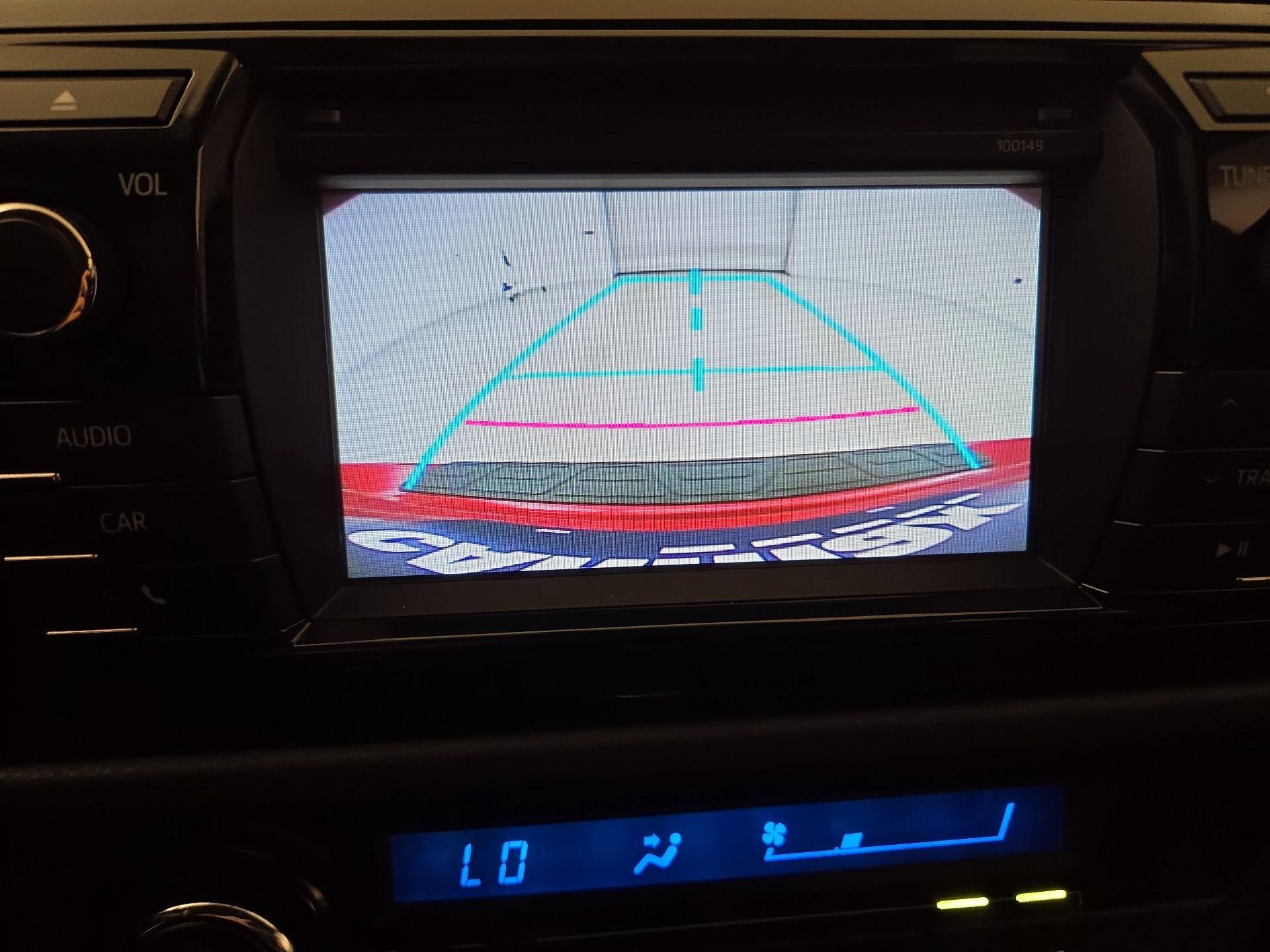 Thumbnail: 2015 Toyota Corolla - 14