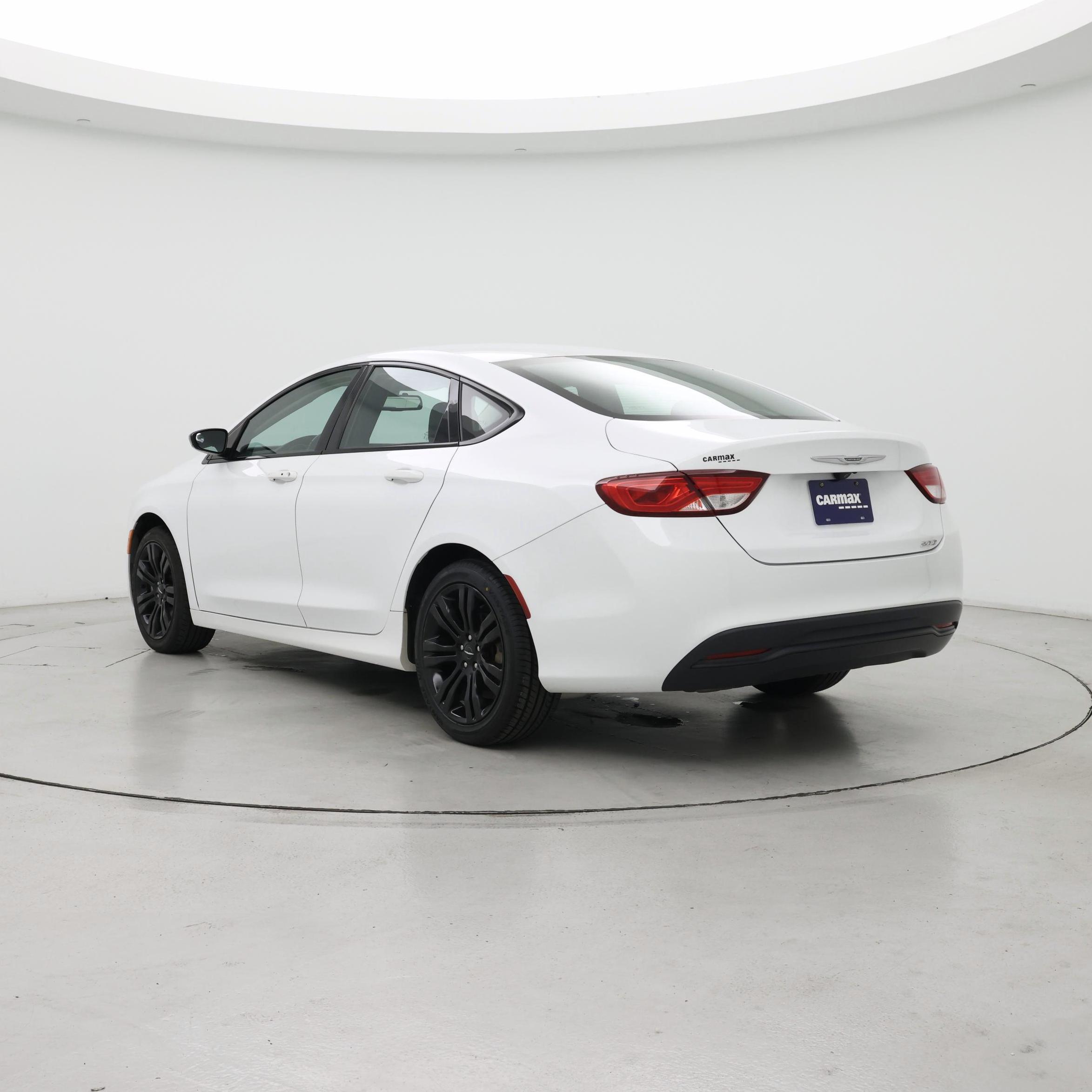 Thumbnail: 2017 Chrysler 200 - 2