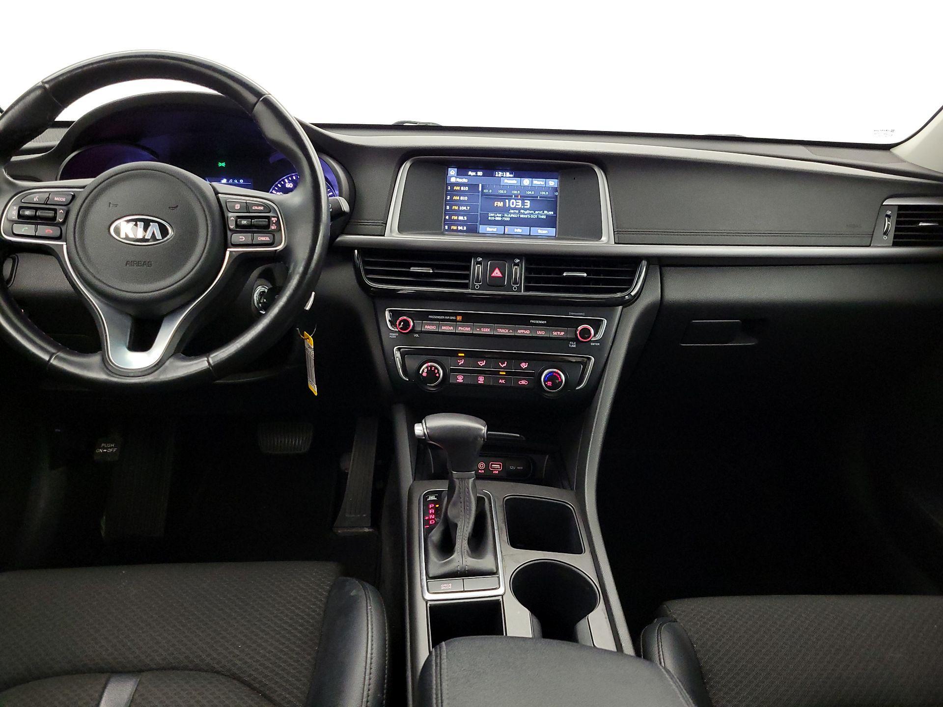 Thumbnail: 2018 Kia Optima - 9