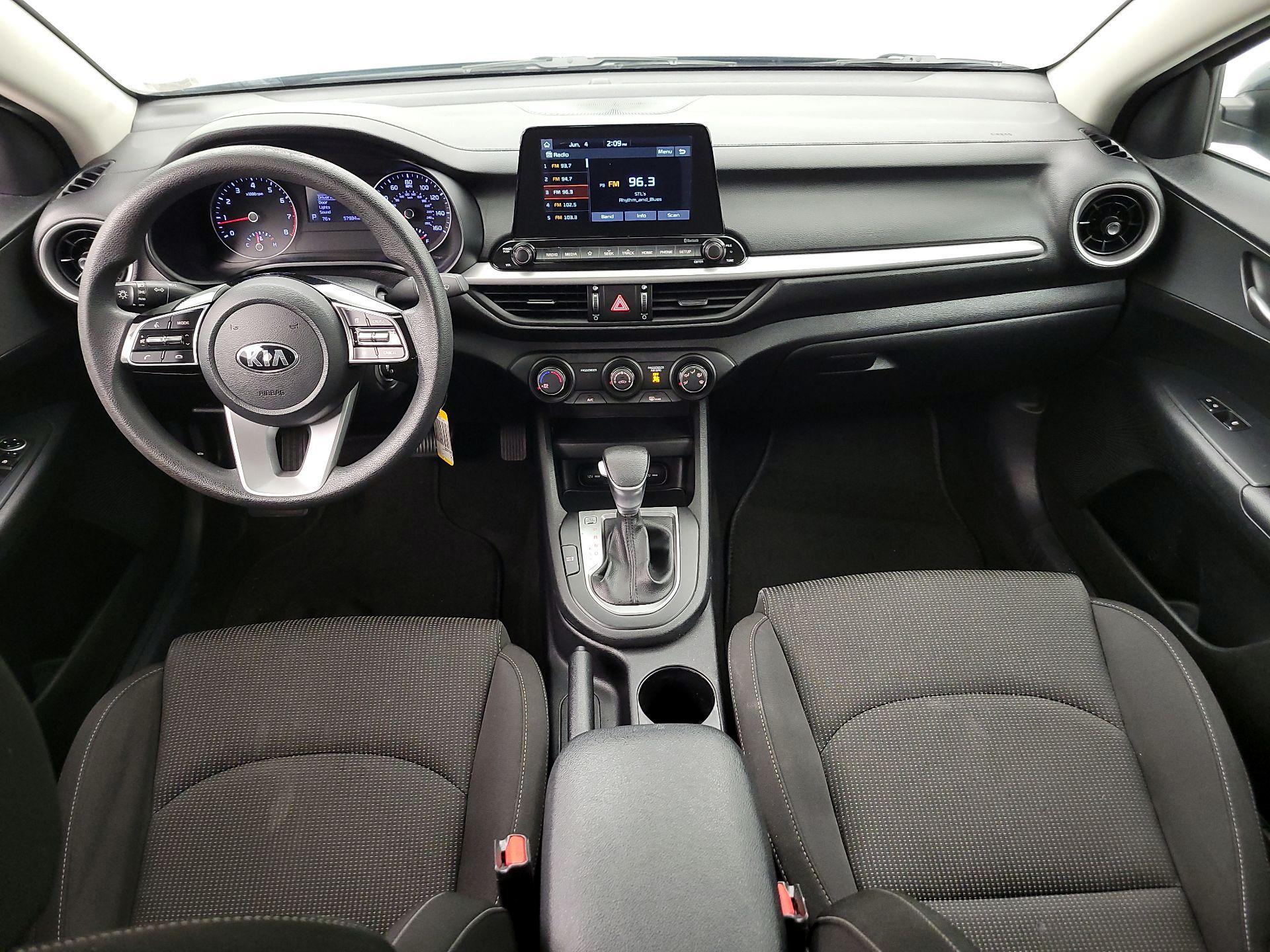 Thumbnail: 2020 Kia Forte - 9