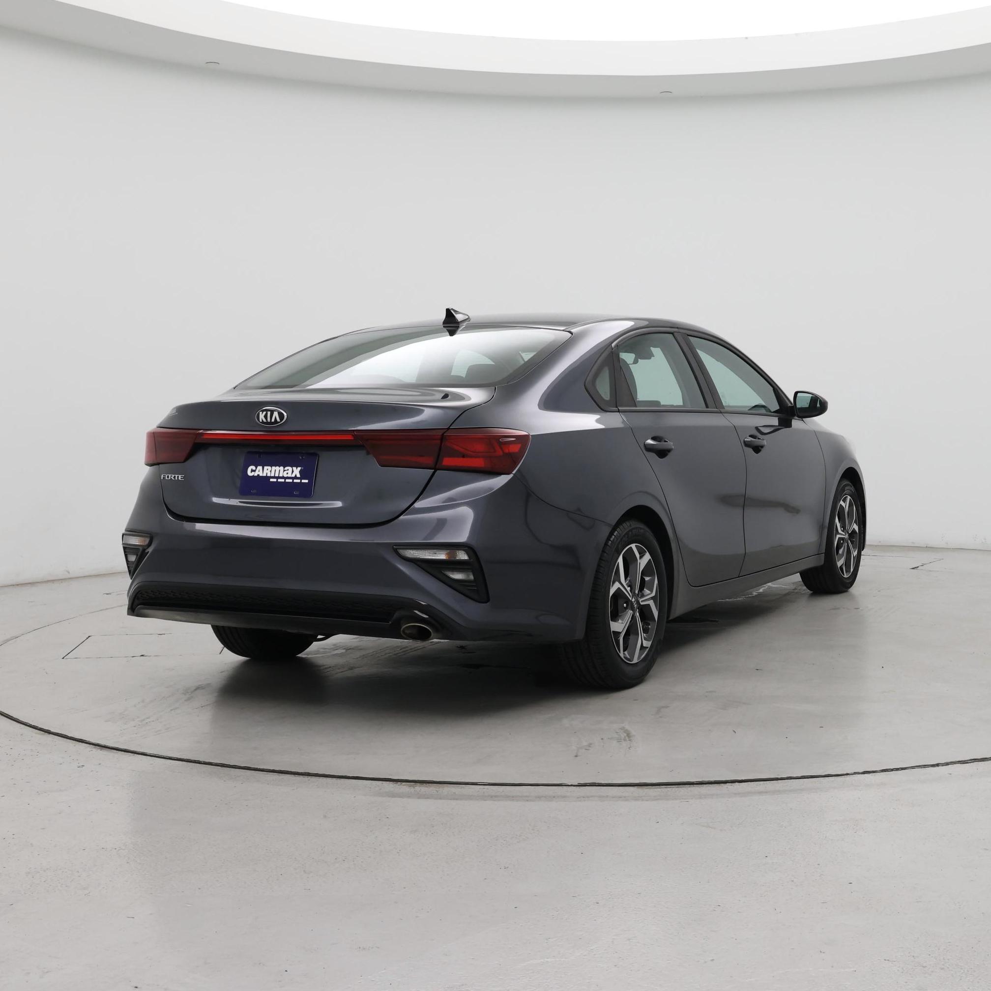 Thumbnail: 2020 Kia Forte - 8