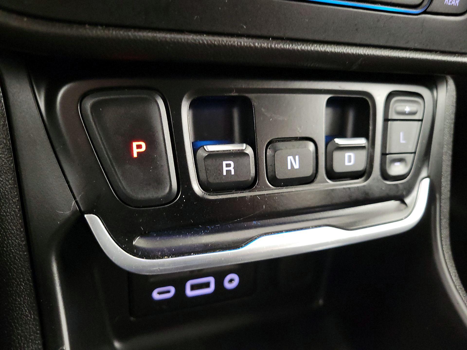 Thumbnail: 2020 GMC Terrain - 17