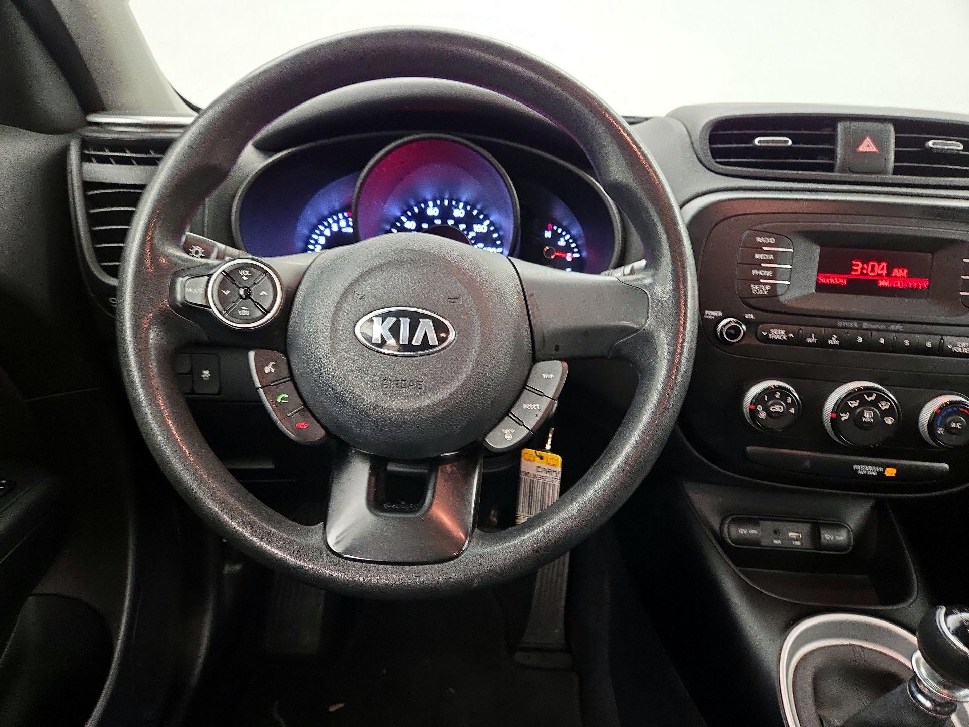Thumbnail: 2016 Kia Soul - 10