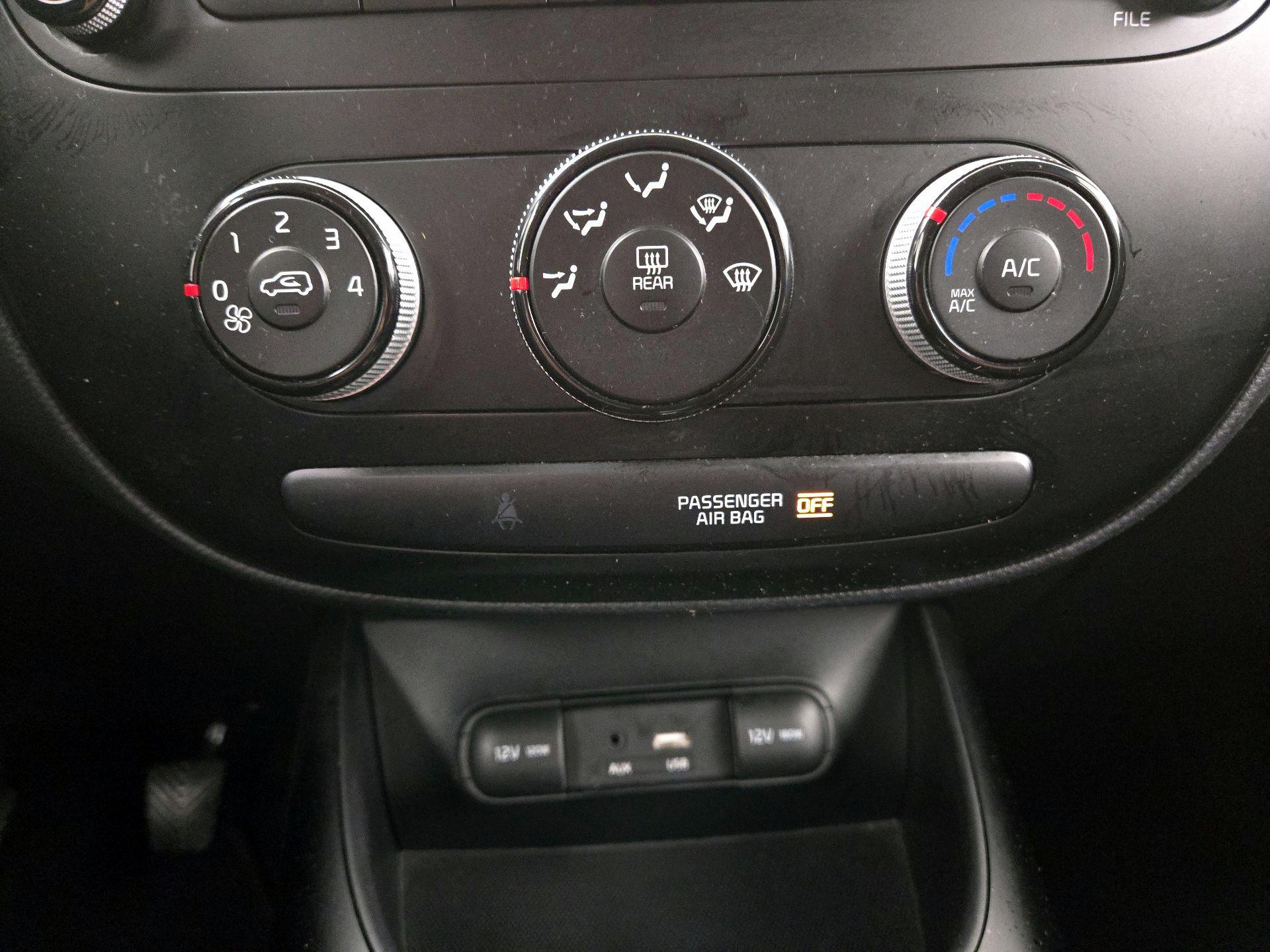 Thumbnail: 2016 Kia Soul - 15