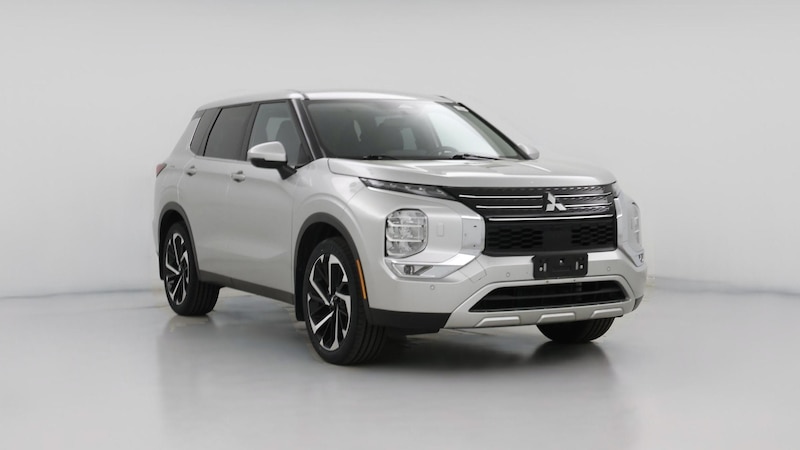 2023 Mitsubishi Outlander SE Hero Image