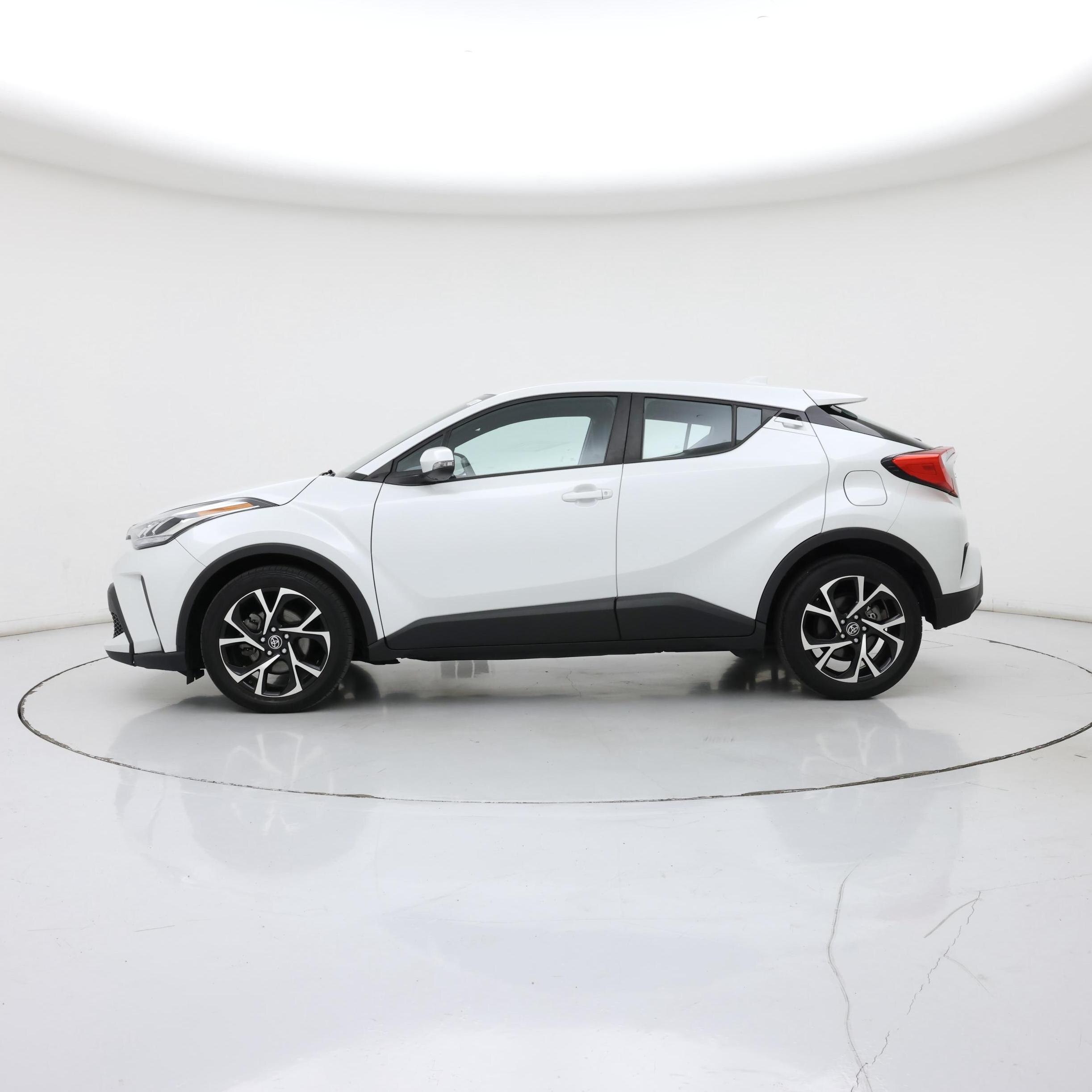 Thumbnail: 2022 Toyota C-HR - 3