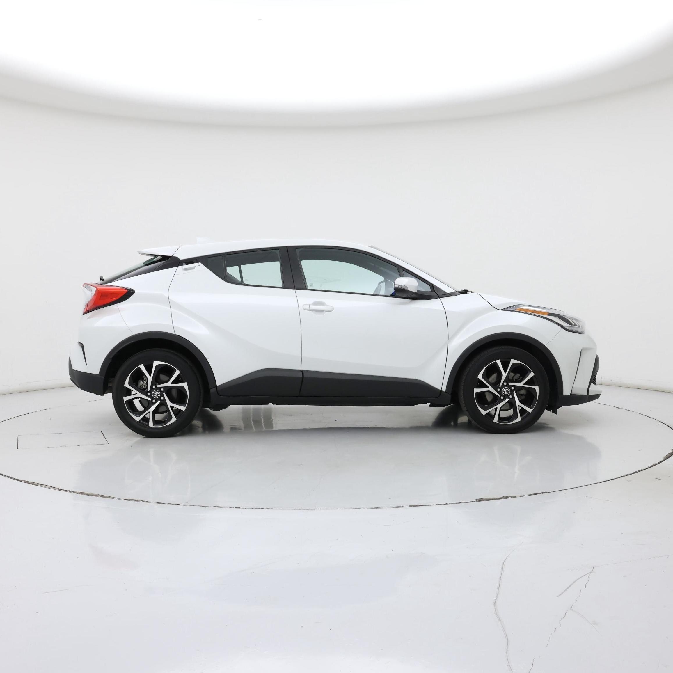 Thumbnail: 2022 Toyota C-HR - 7