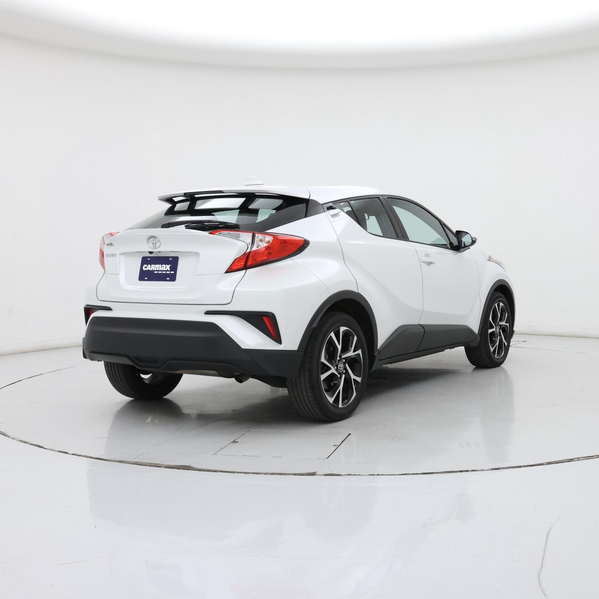 Thumbnail: 2022 Toyota C-HR - 8