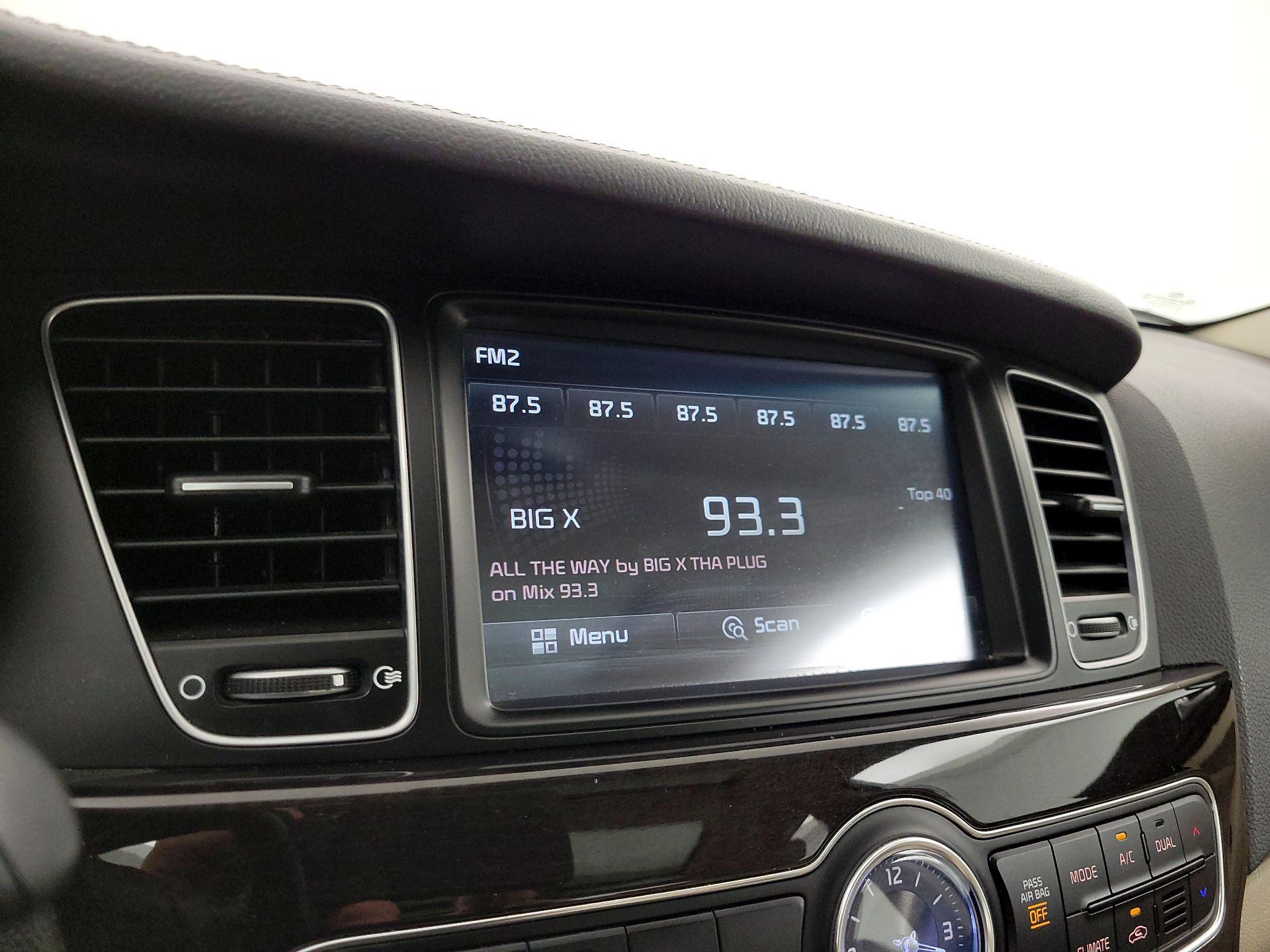 Thumbnail: 2014 Kia Cadenza - 15