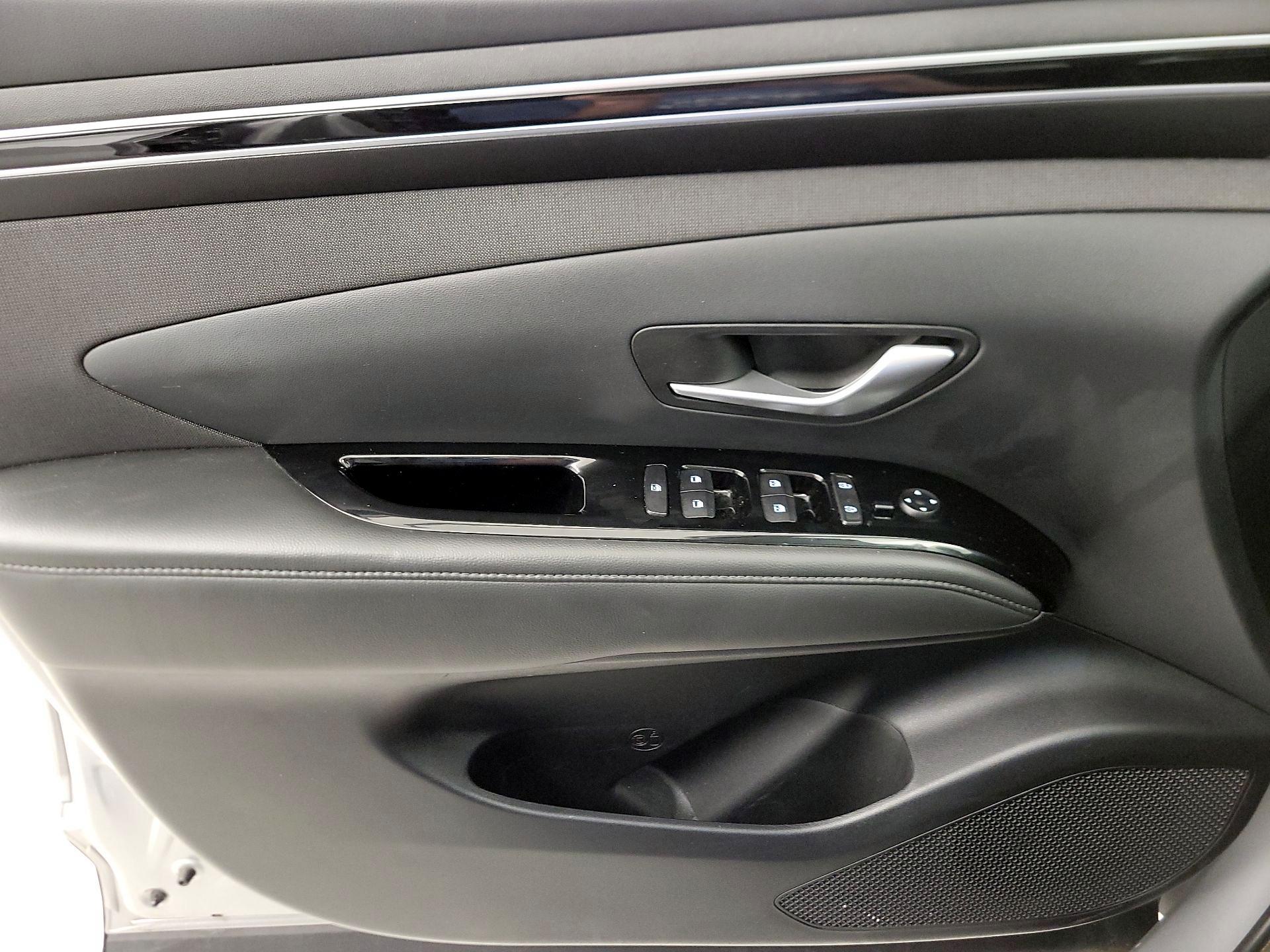 Thumbnail: 2022 Hyundai Tucson - 12