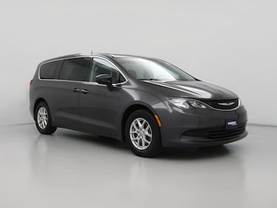 Gray 2017 Chrysler Pacifica Touring