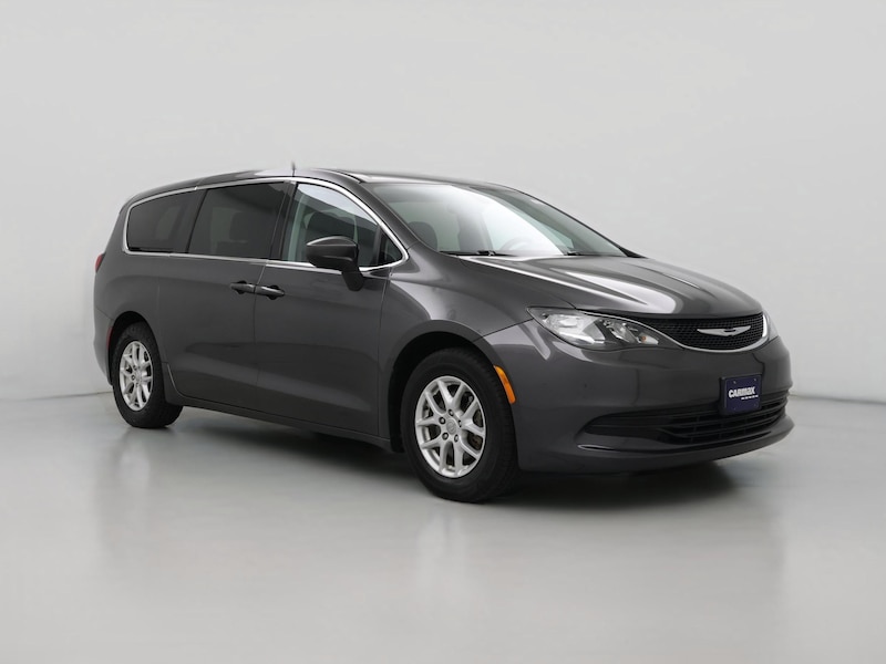 2017 Chrysler Pacifica Touring -
                  Independence, MO