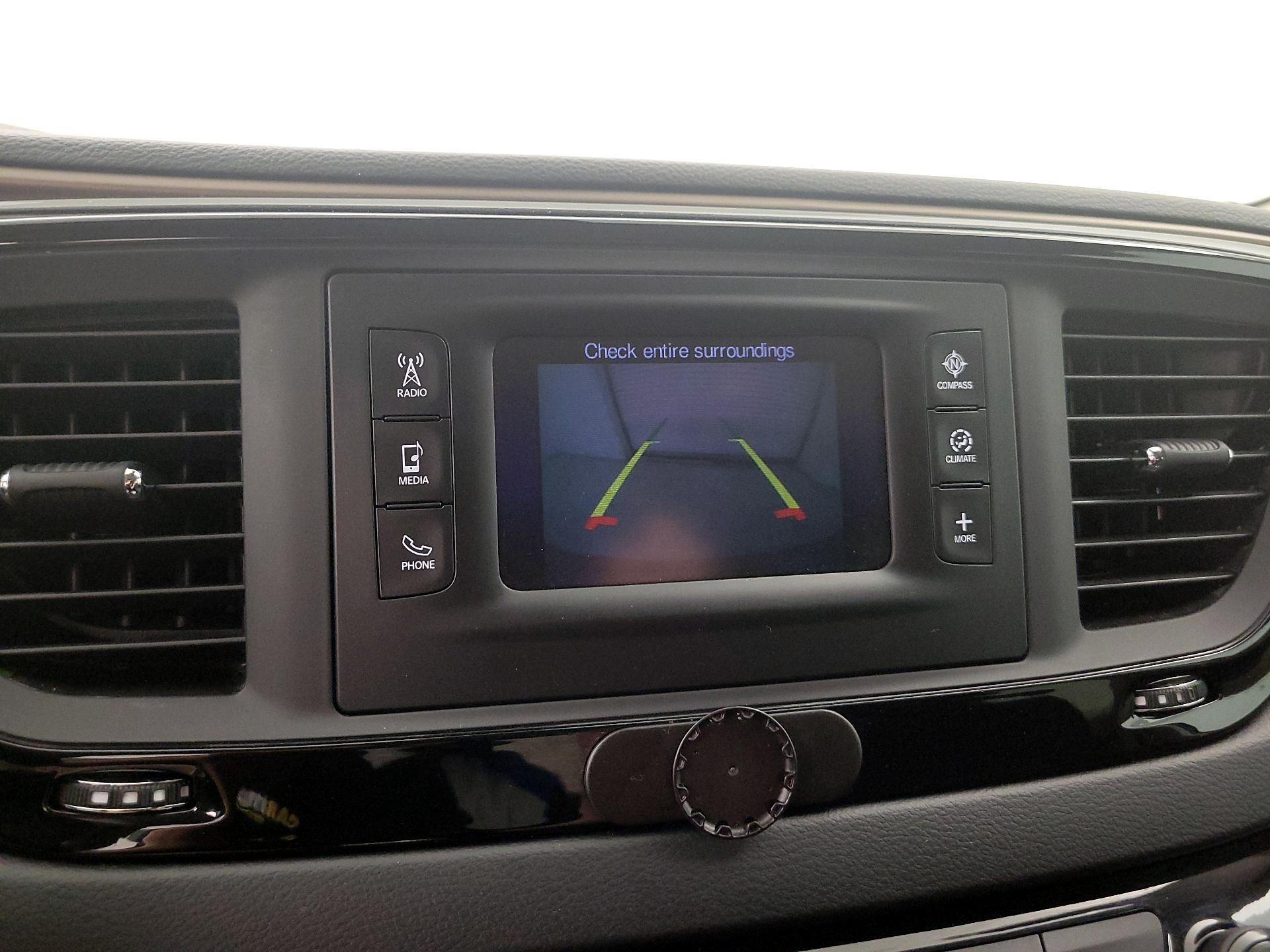 Thumbnail: 2017 Chrysler Pacifica - 14