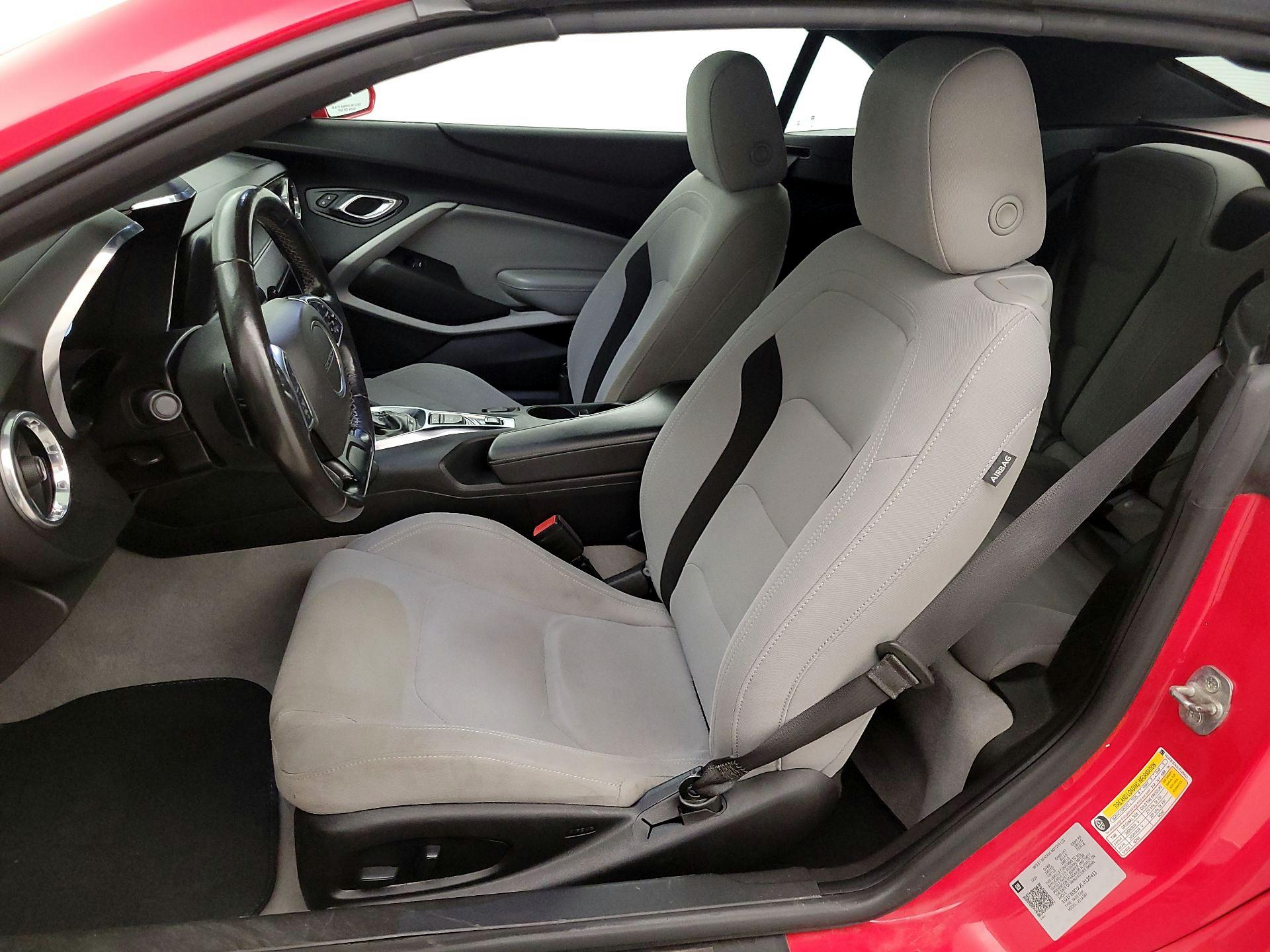 Thumbnail: 2020 Chevrolet Camaro - 11