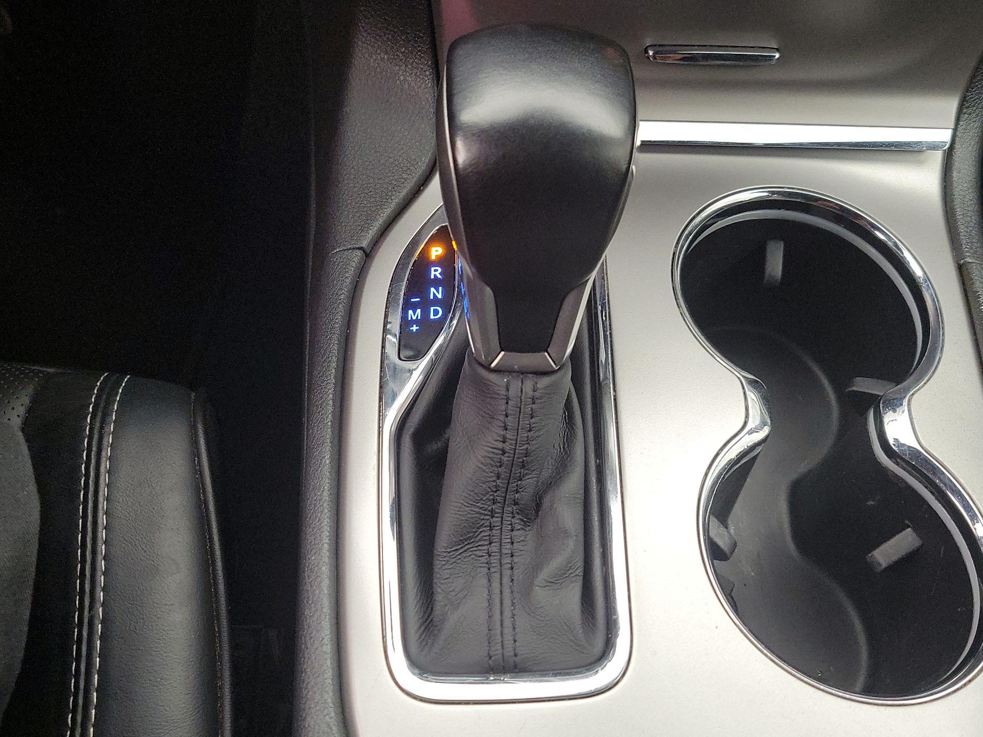 Thumbnail: 2019 Jeep Grand Cherokee - 18