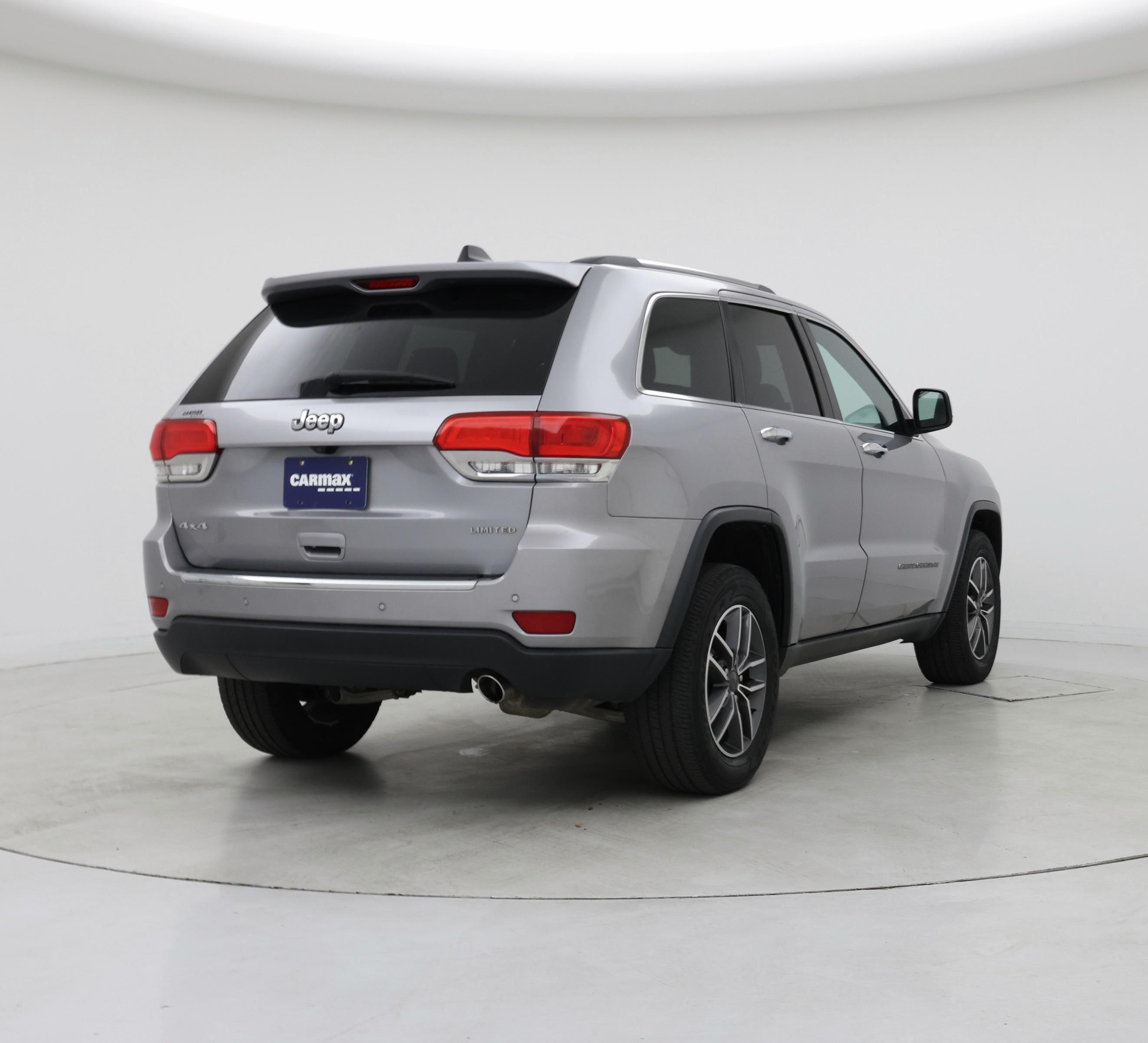 Thumbnail: 2019 Jeep Grand Cherokee - 8