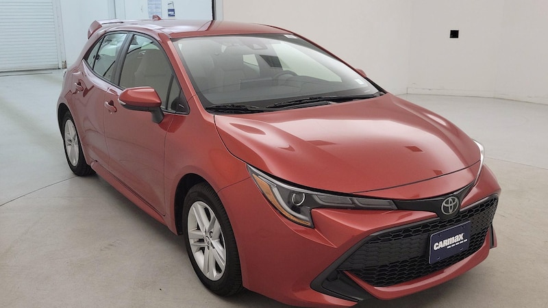 2019 Toyota Corolla SE Hero Image