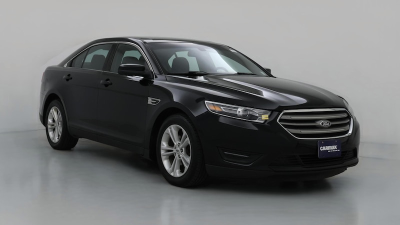2017 Ford Taurus SEL Hero Image