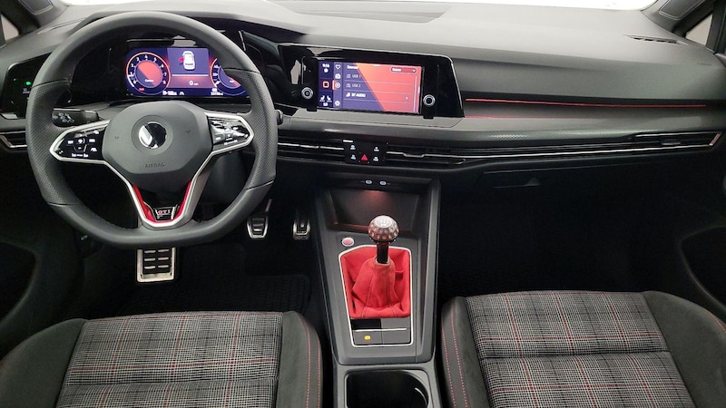 2022 Volkswagen Golf GTI S 9