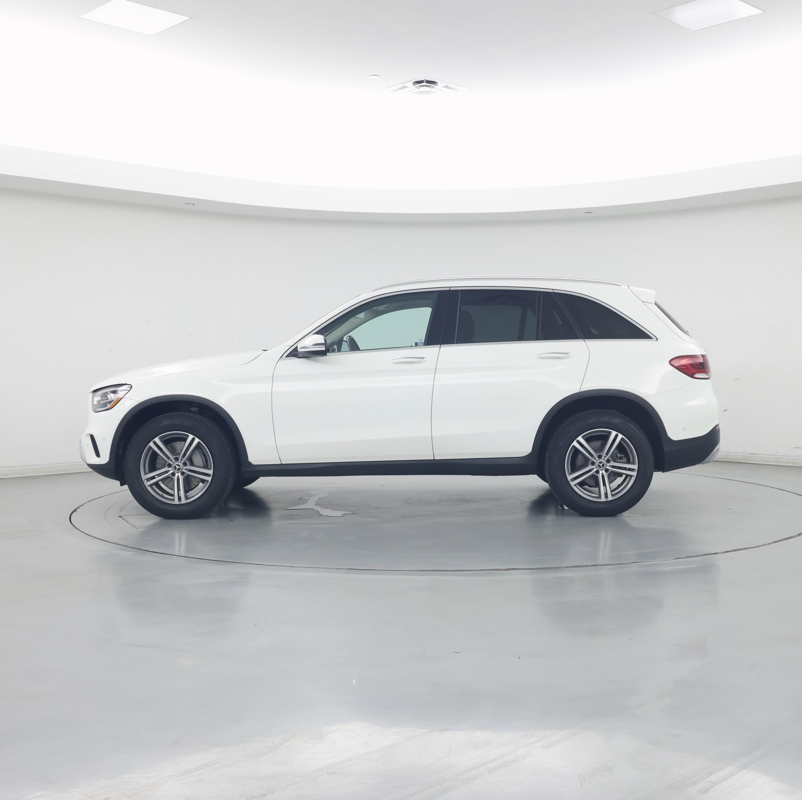 Thumbnail: 2022 Mercedes-Benz GLC - 3