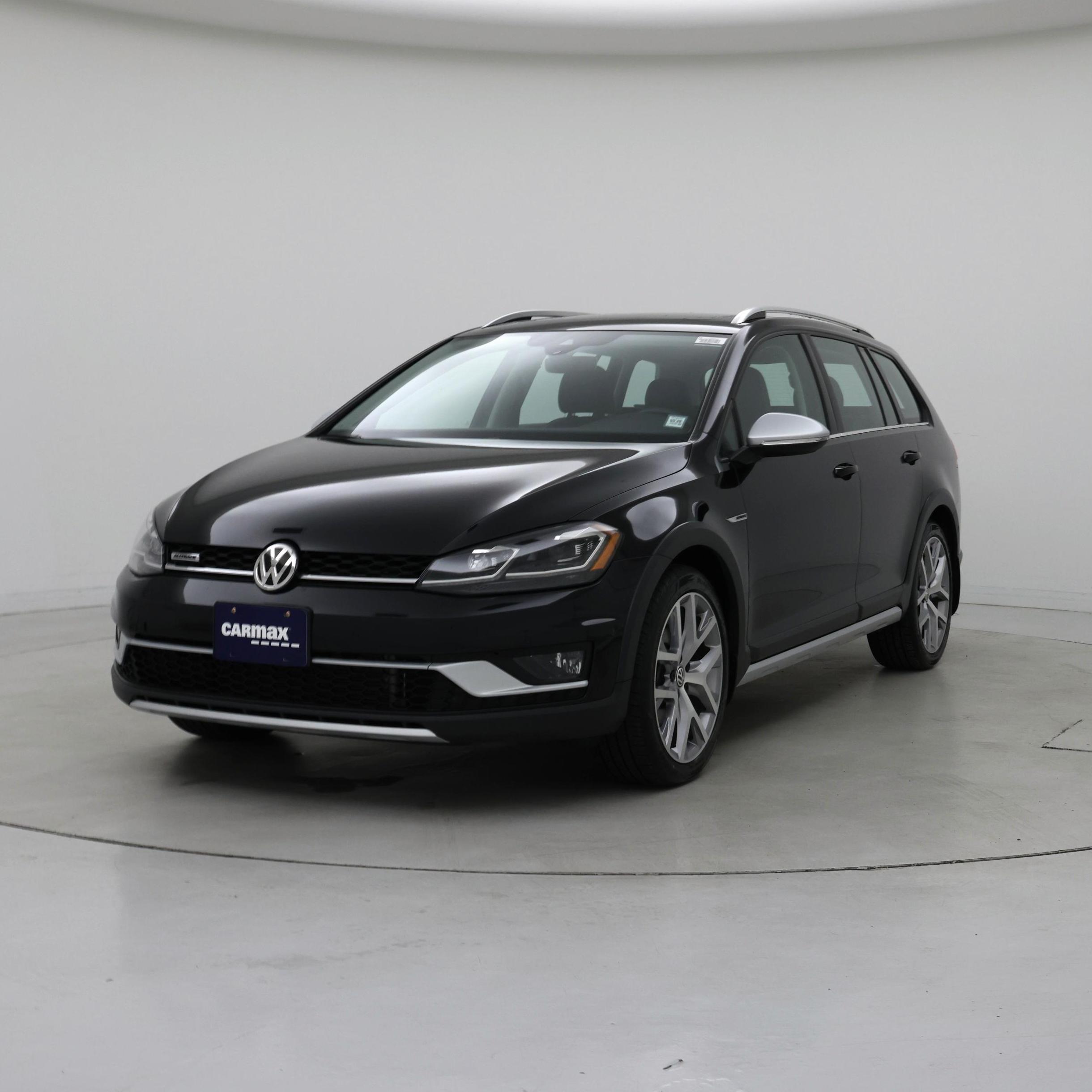 Thumbnail: 2019 Volkswagen Golf - 4
