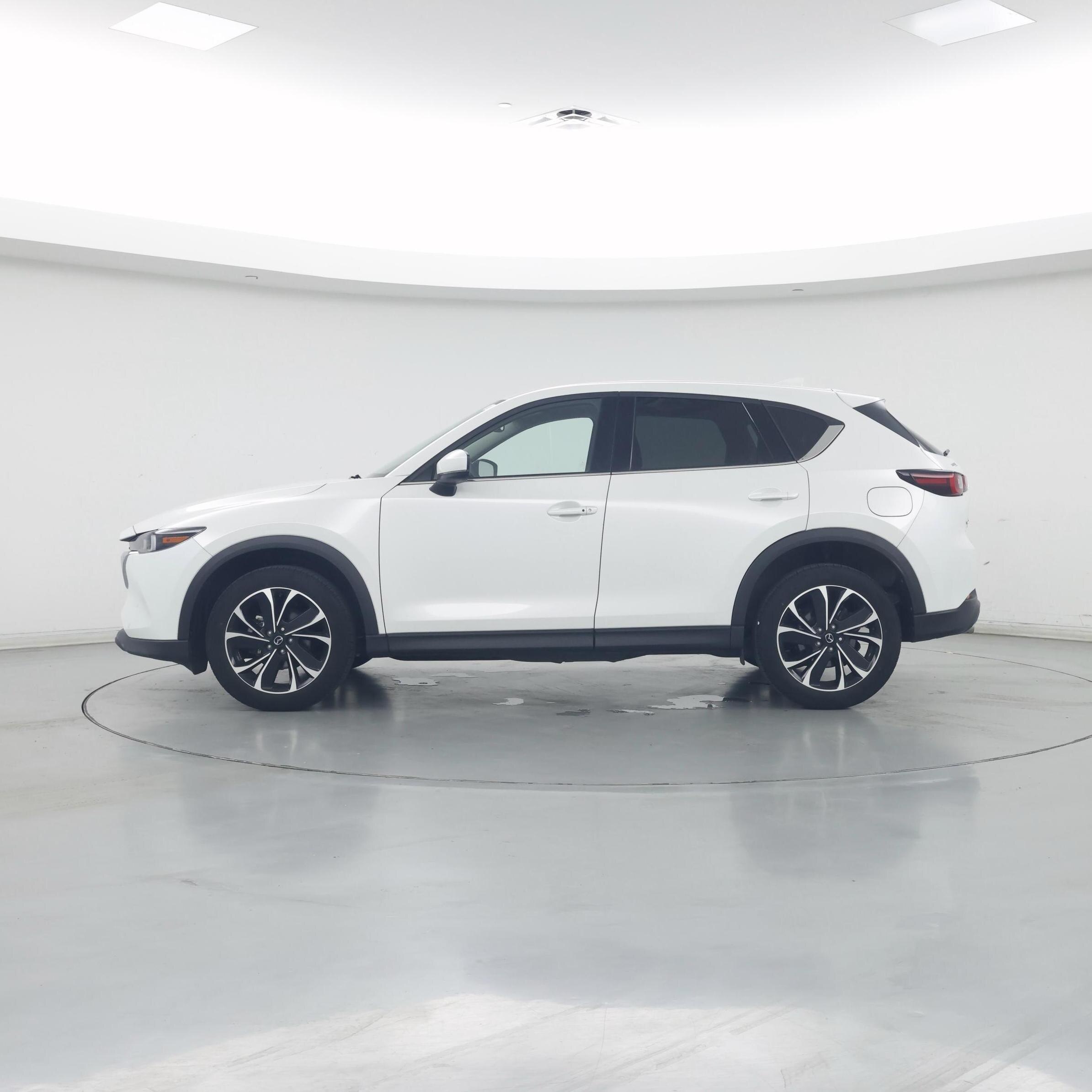 Thumbnail: 2023 Mazda CX-5 - 3