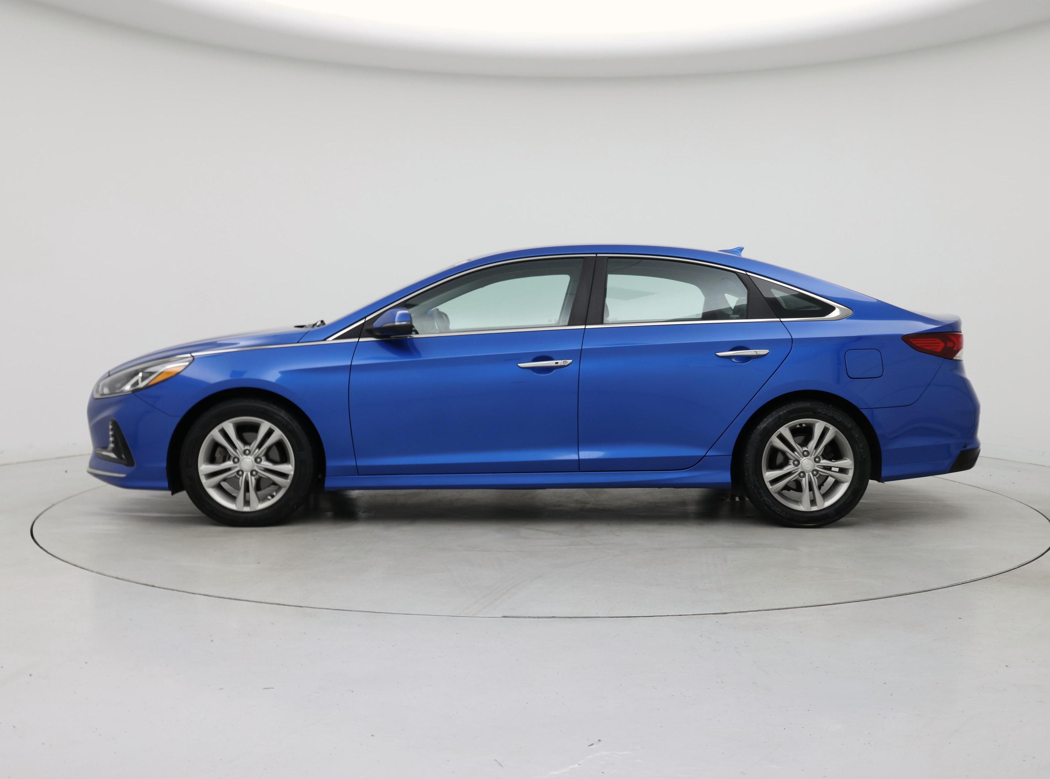 Thumbnail: 2018 Hyundai Sonata - 3