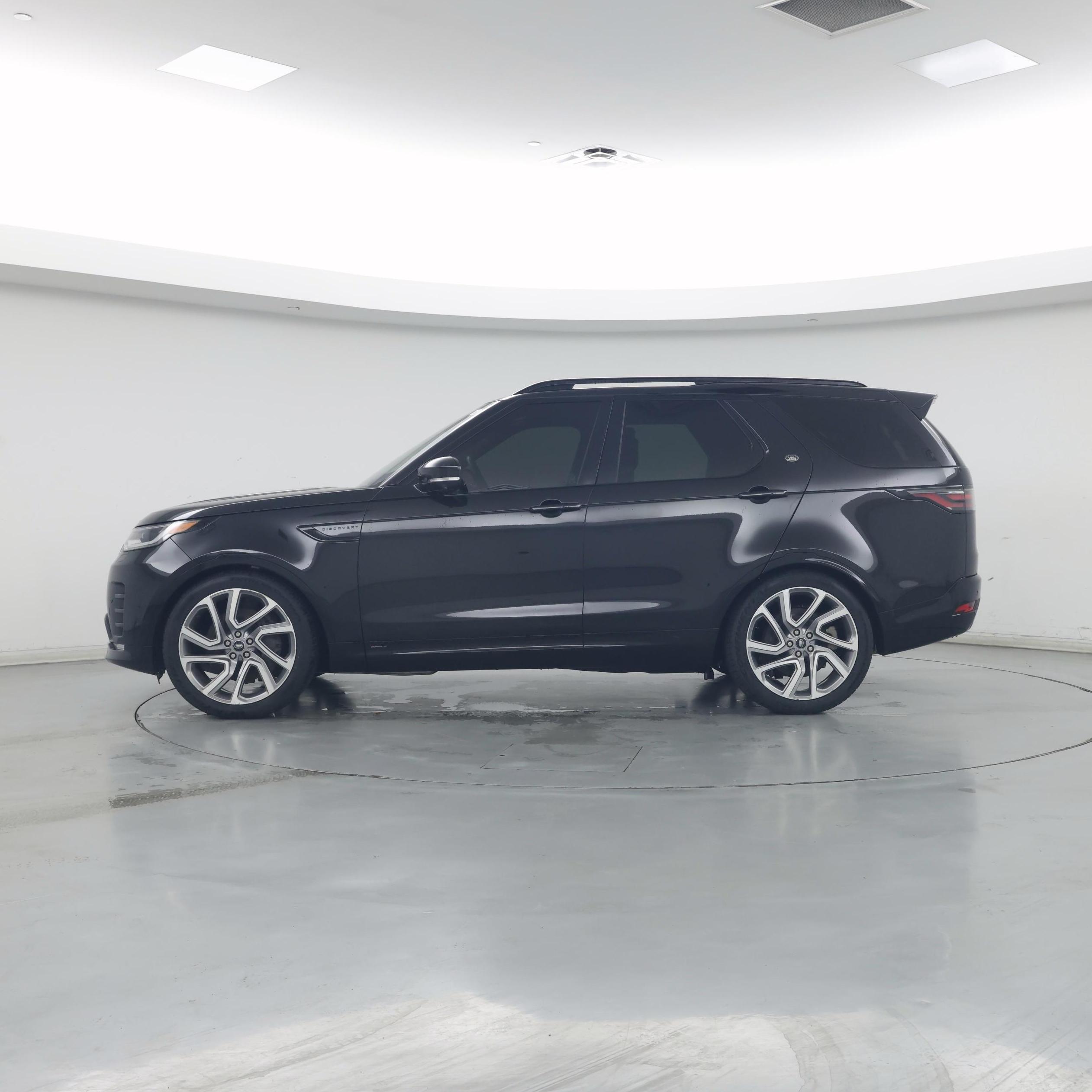 Thumbnail: 2021 Land Rover Discovery - 3