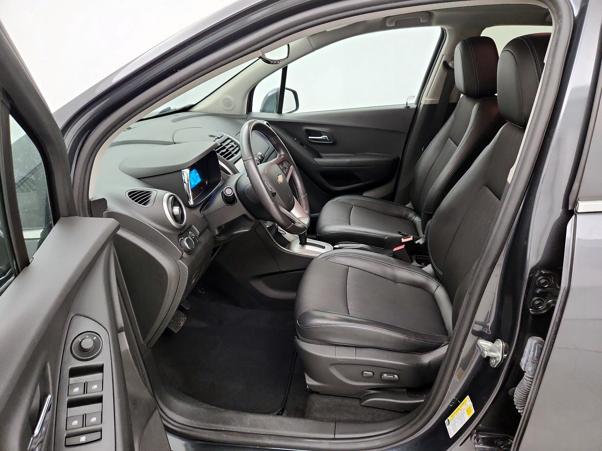 Thumbnail: 2016 Chevrolet Trax - 11