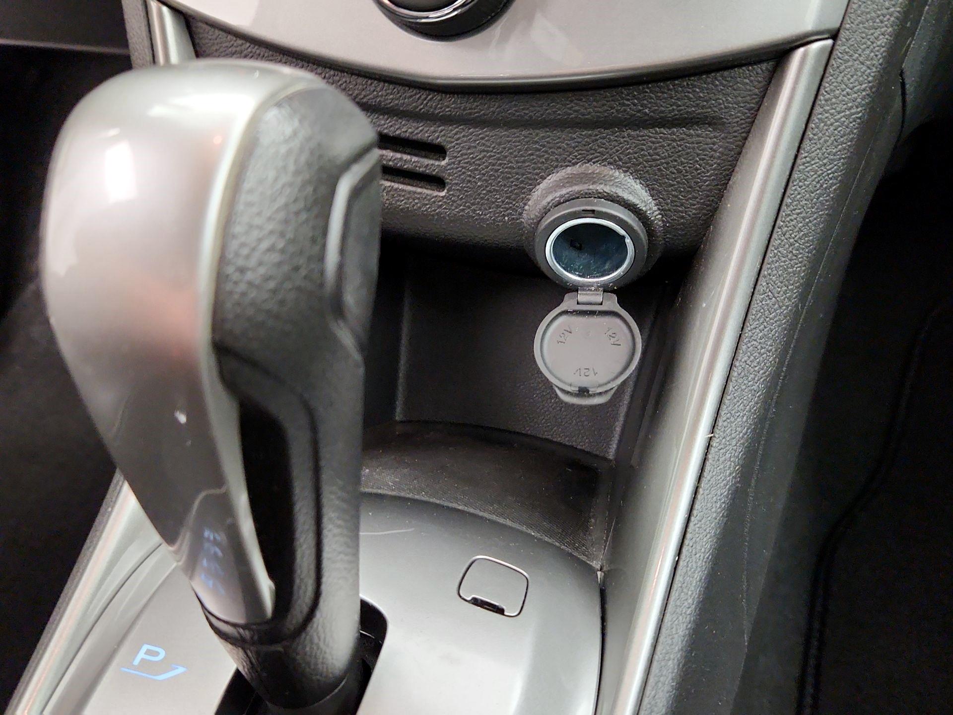 Thumbnail: 2016 Chevrolet Trax - 18