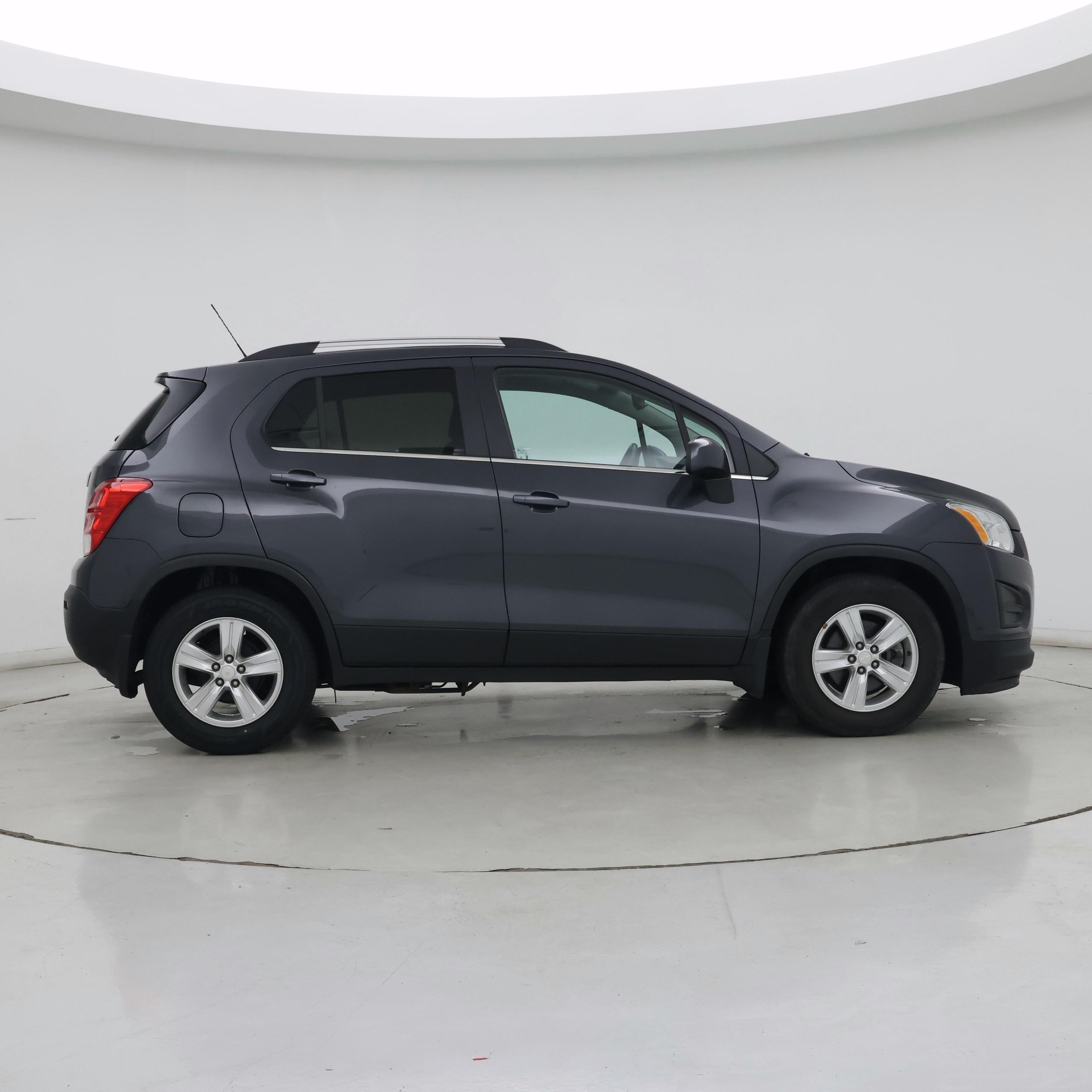 Thumbnail: 2016 Chevrolet Trax - 7