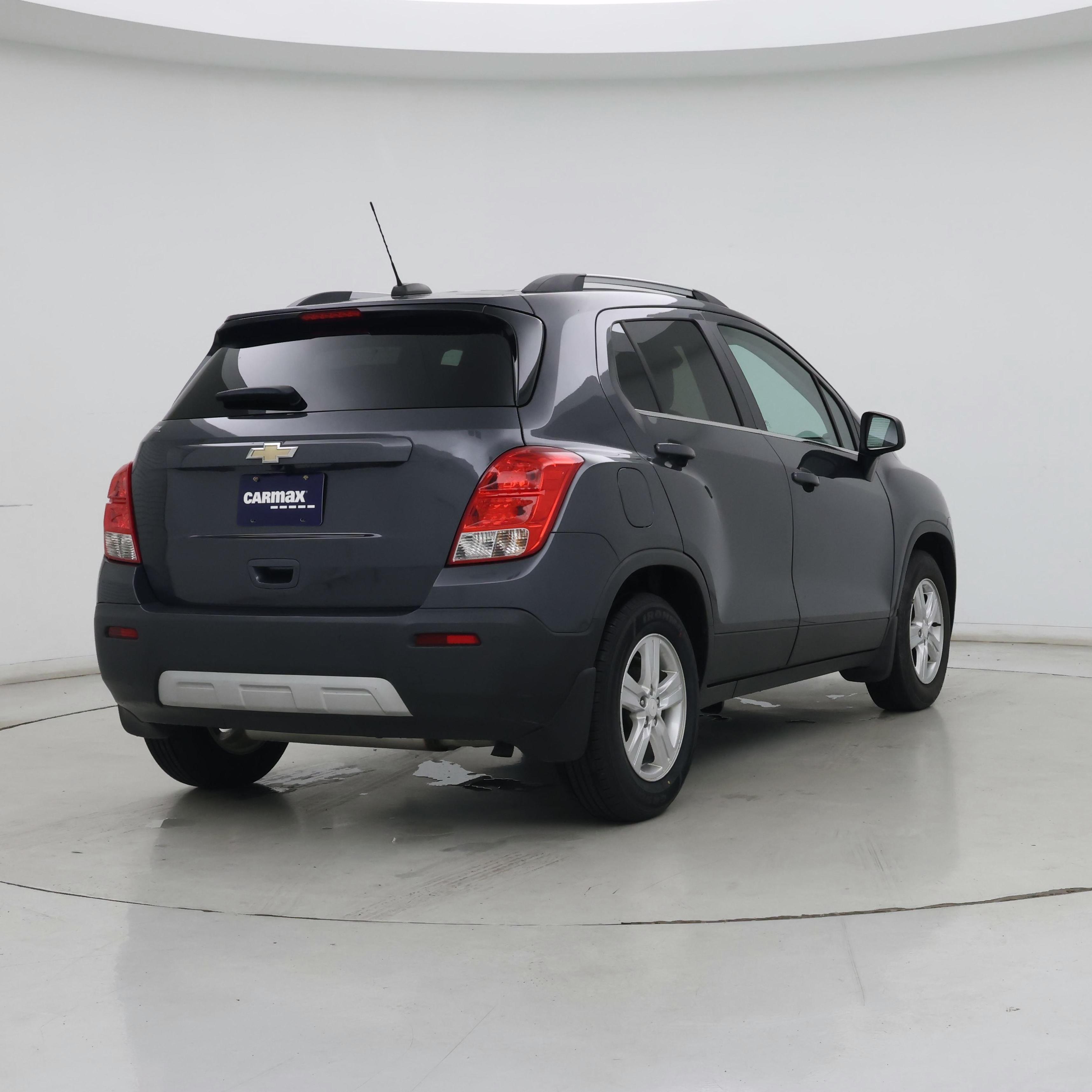 Thumbnail: 2016 Chevrolet Trax - 8