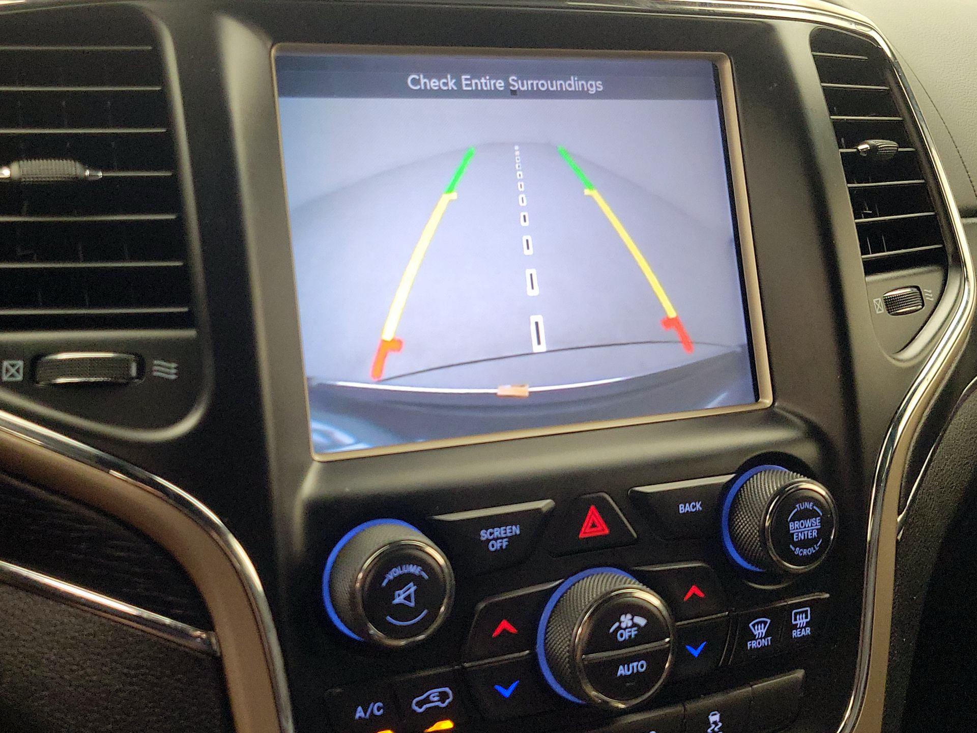 Thumbnail: 2014 Jeep Grand Cherokee - 15