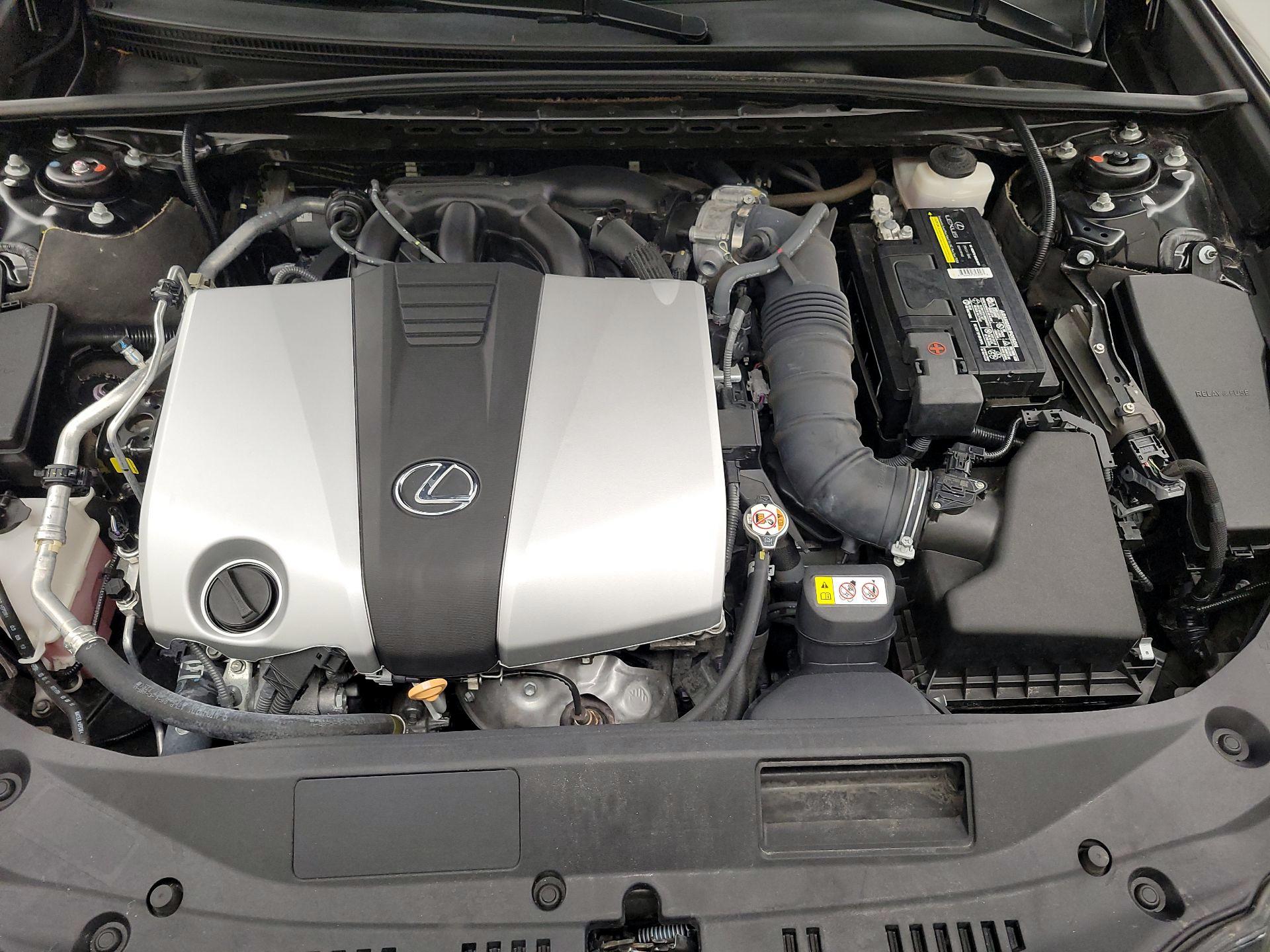 Thumbnail: 2020 Lexus ES - 20