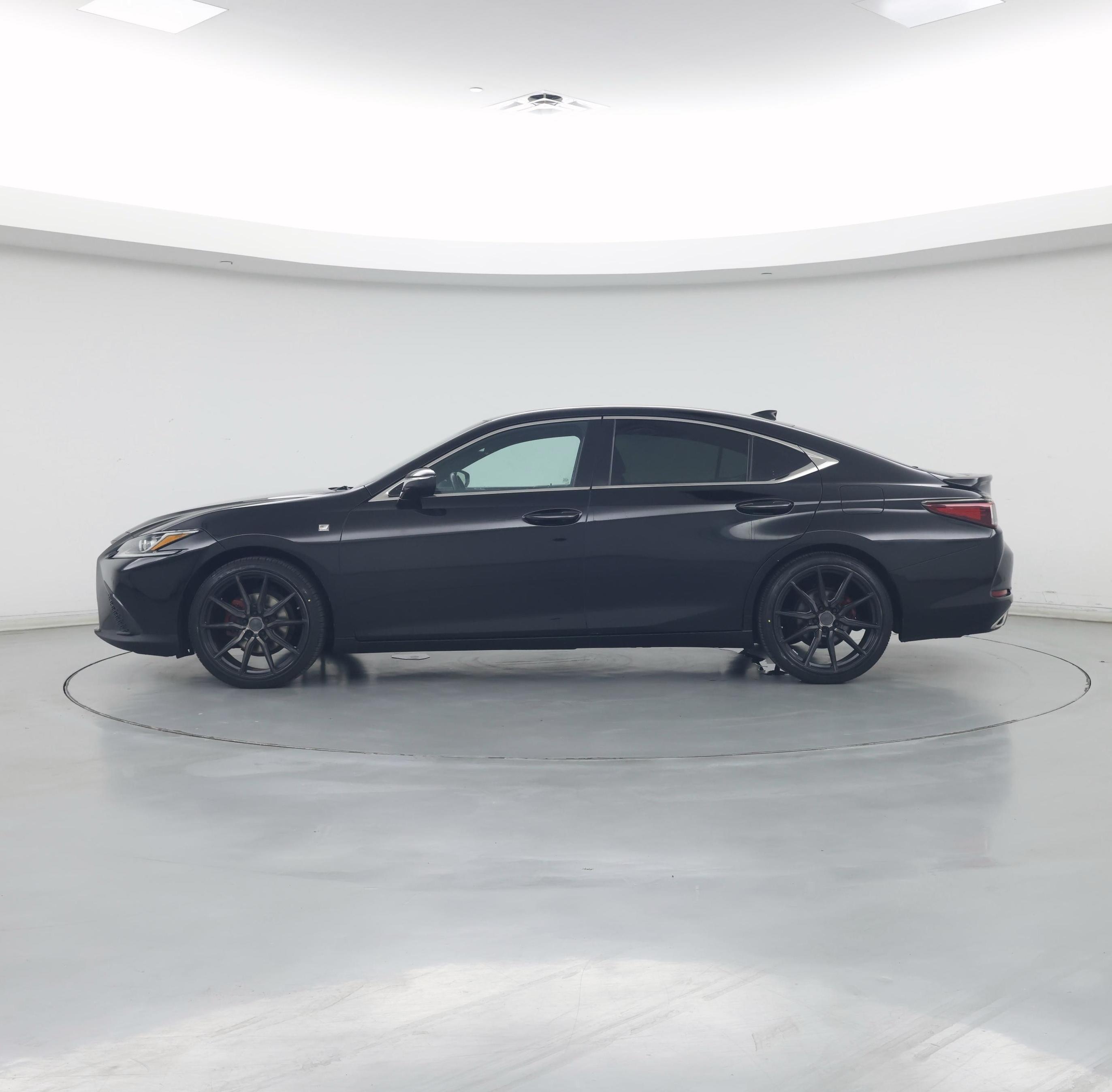 Thumbnail: 2020 Lexus ES - 3