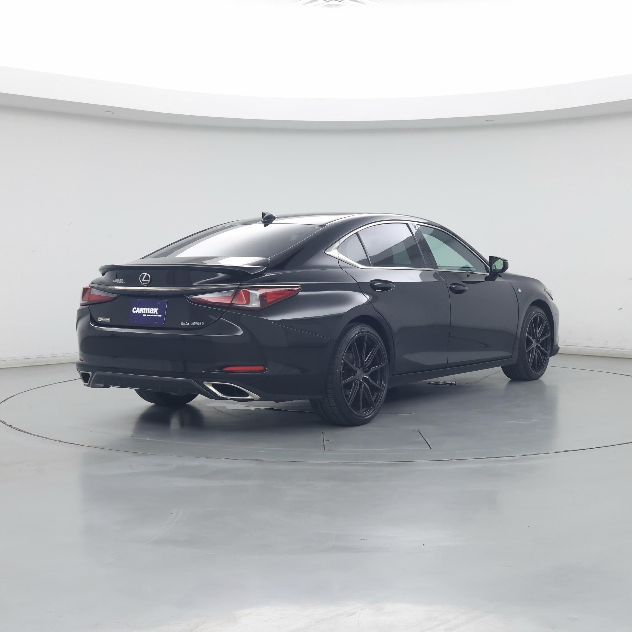 Thumbnail: 2020 Lexus ES - 8