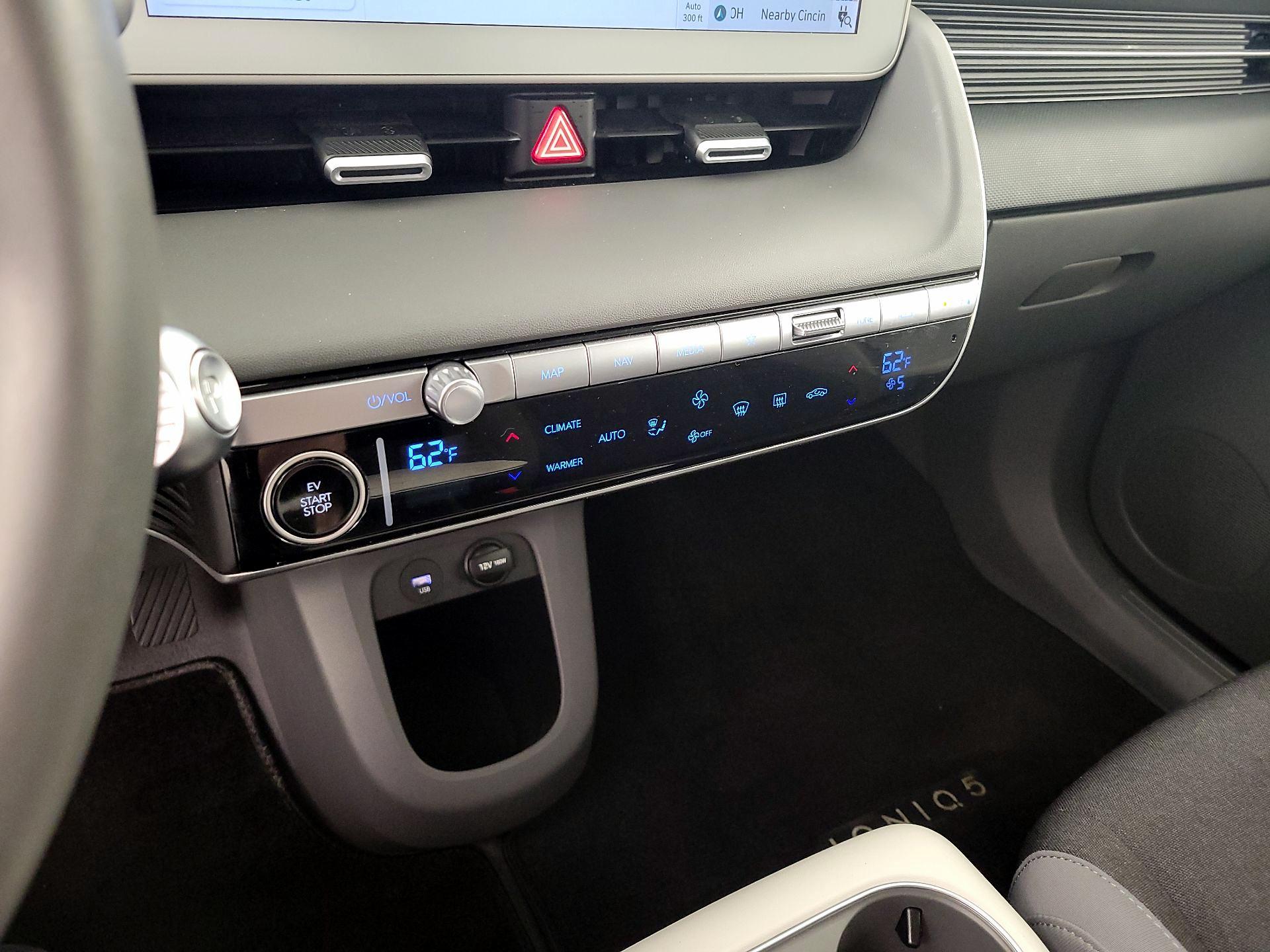Thumbnail: 2022 Hyundai Ioniq 5 - 17