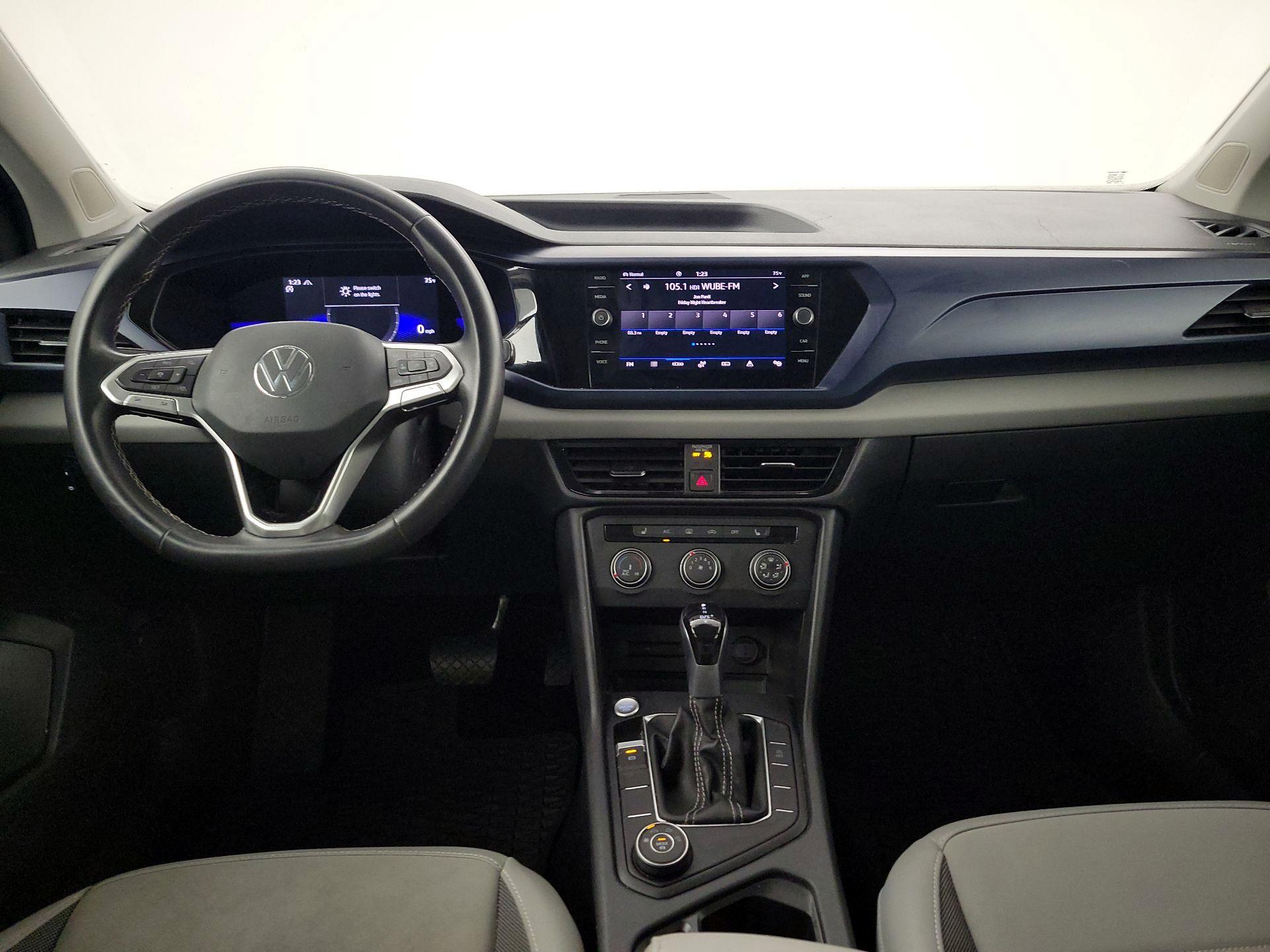 Thumbnail: 2022 Volkswagen Taos - 9